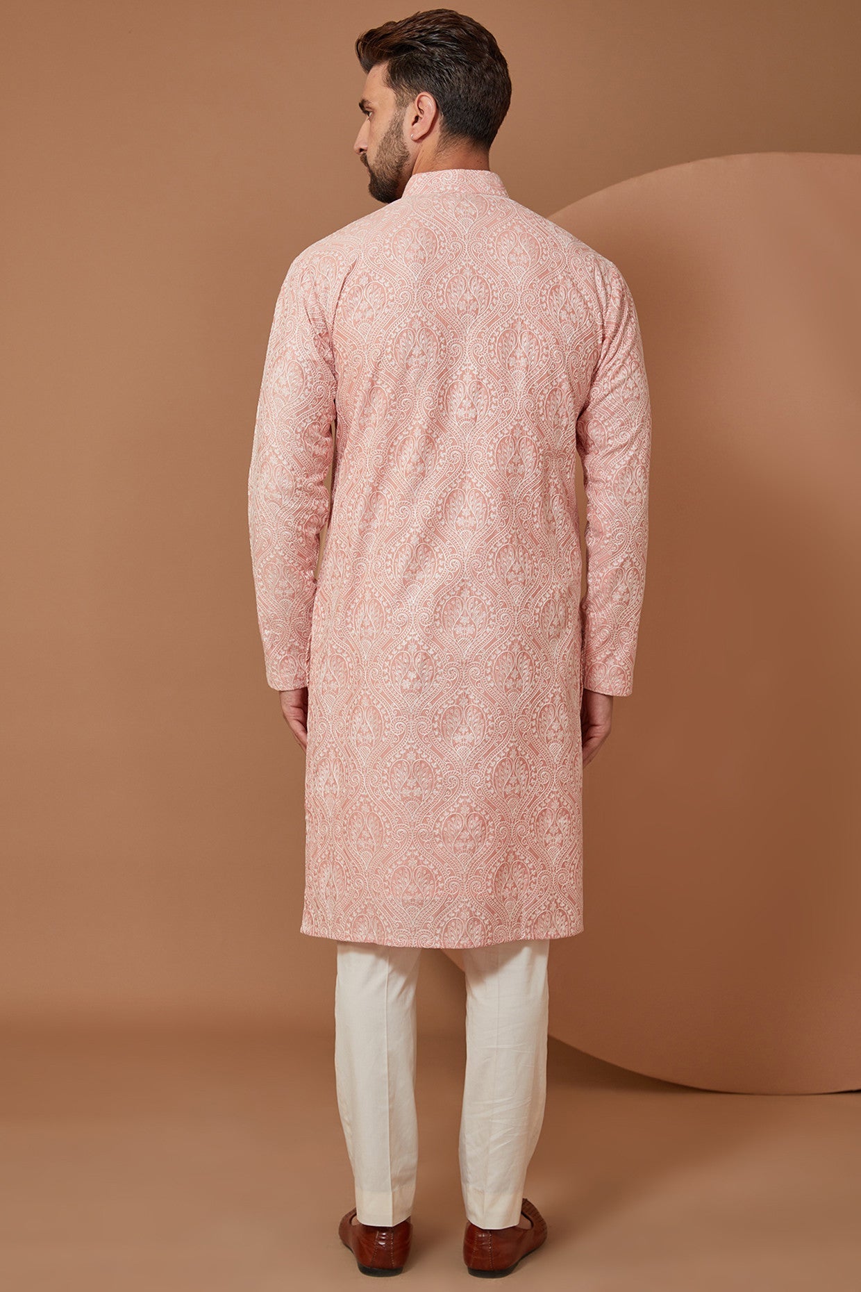 Peach Embroidered Kurta with White threadwork - kasbahmen