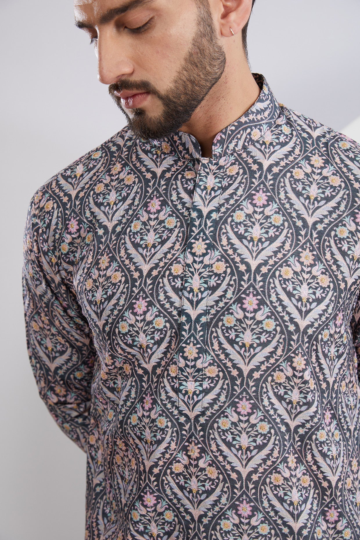 Grey Multi-Embroidered Kurta - kasbahmen