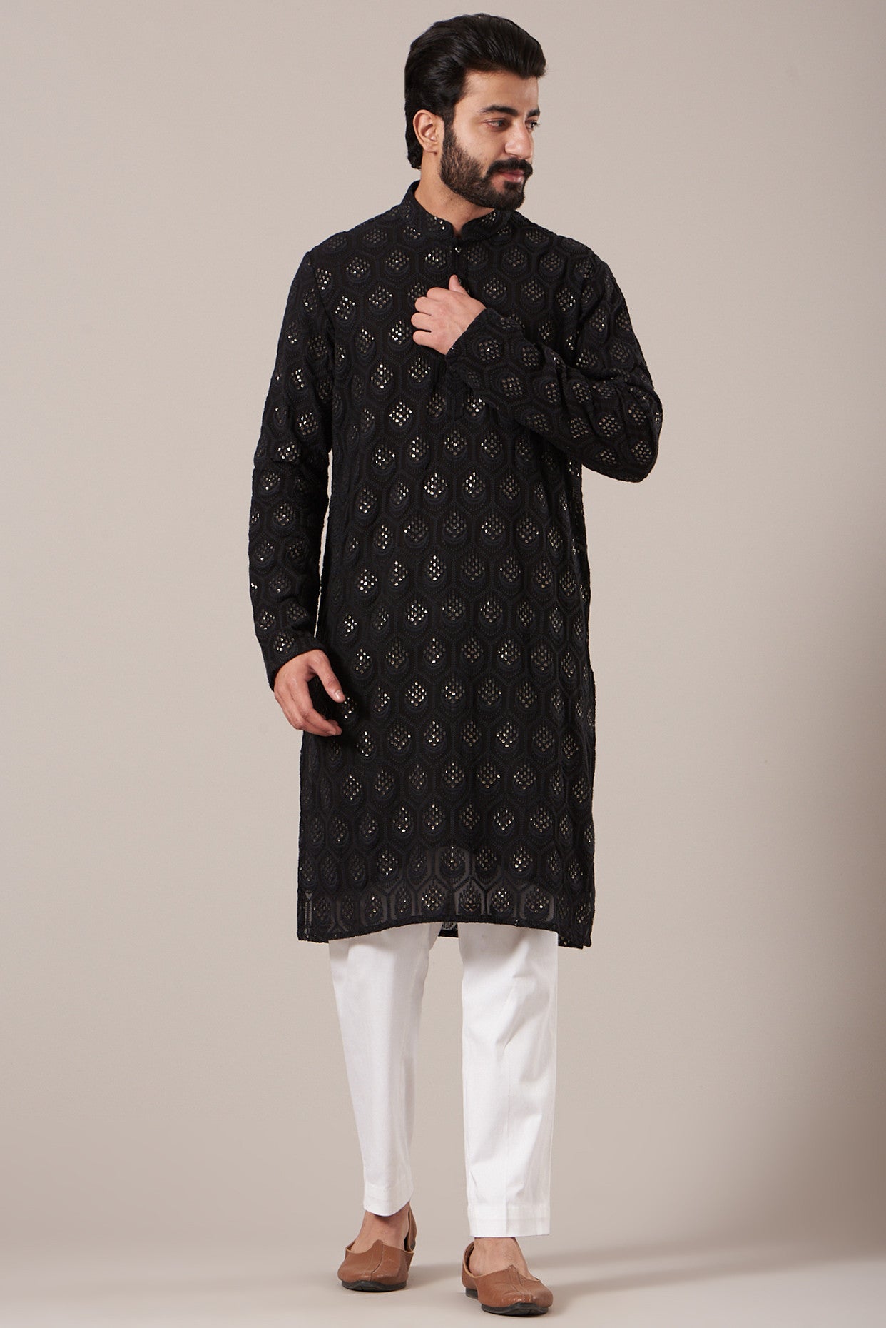 Black chikankari embrodried kurta with sequence work - kasbahmen