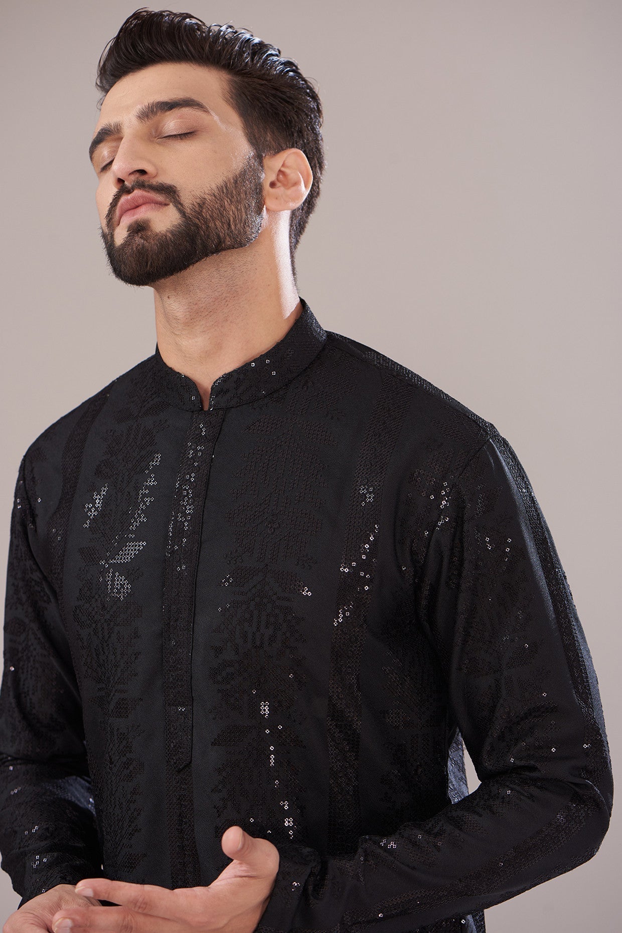 Black Slub Silk Embroidered Kurta - kasbahmen