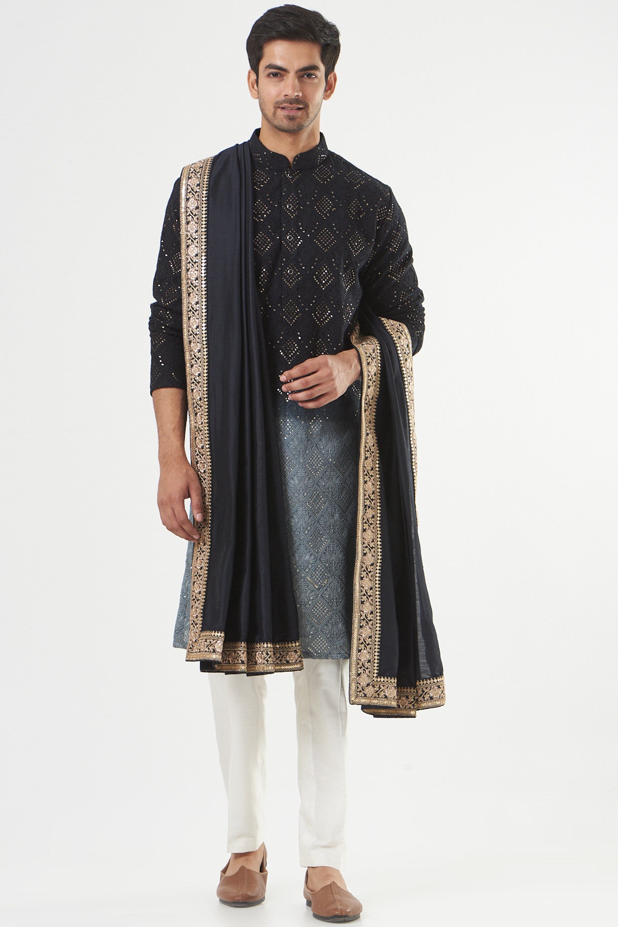 Grey Chikankari Shaded Kurta - kasbahmen