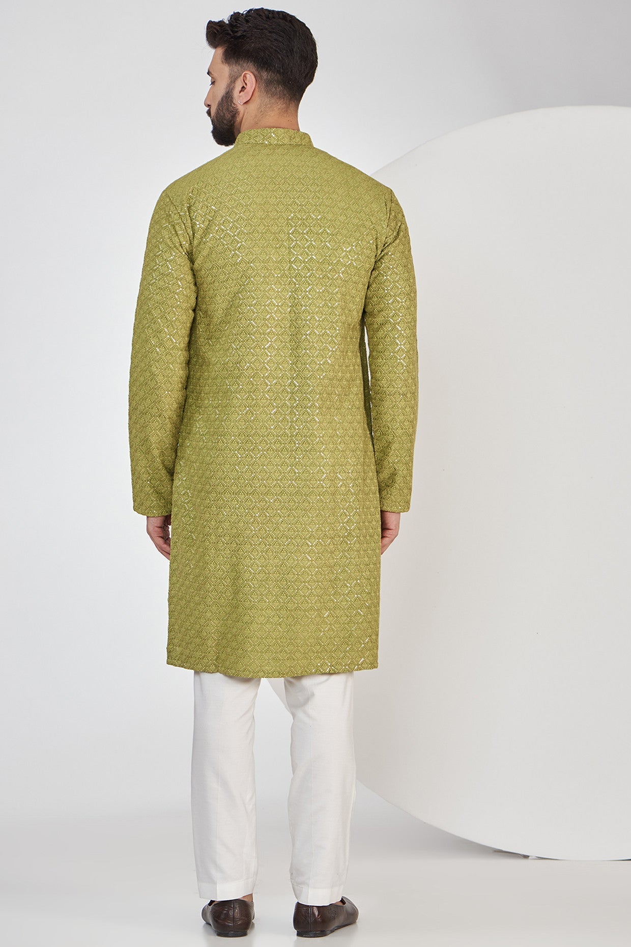 mehndi green sequeced kurta with intricate thread work - kasbahmen