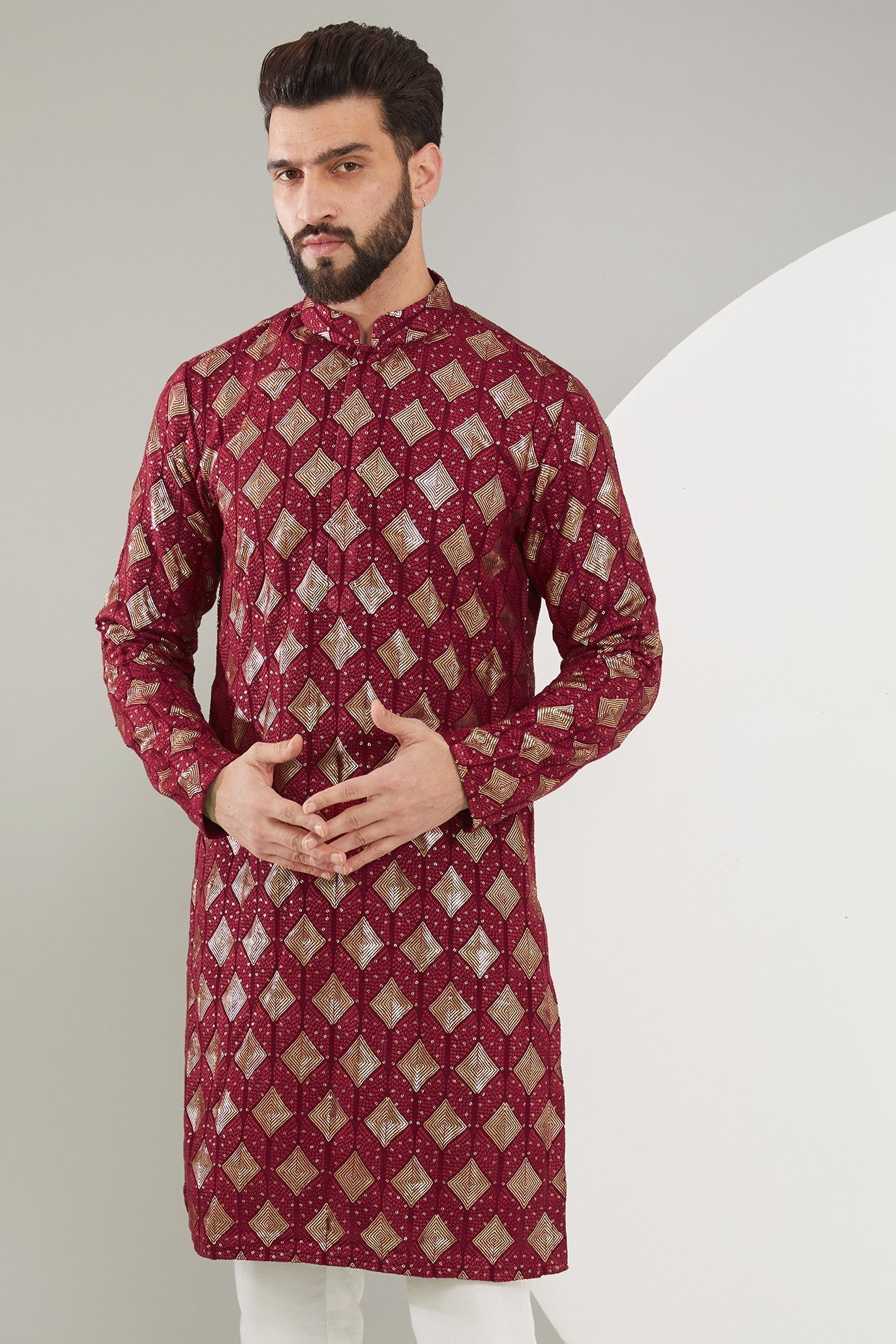 Maroon Chikankari Kurta with heavy thread and sequined embroidery - kasbahmen