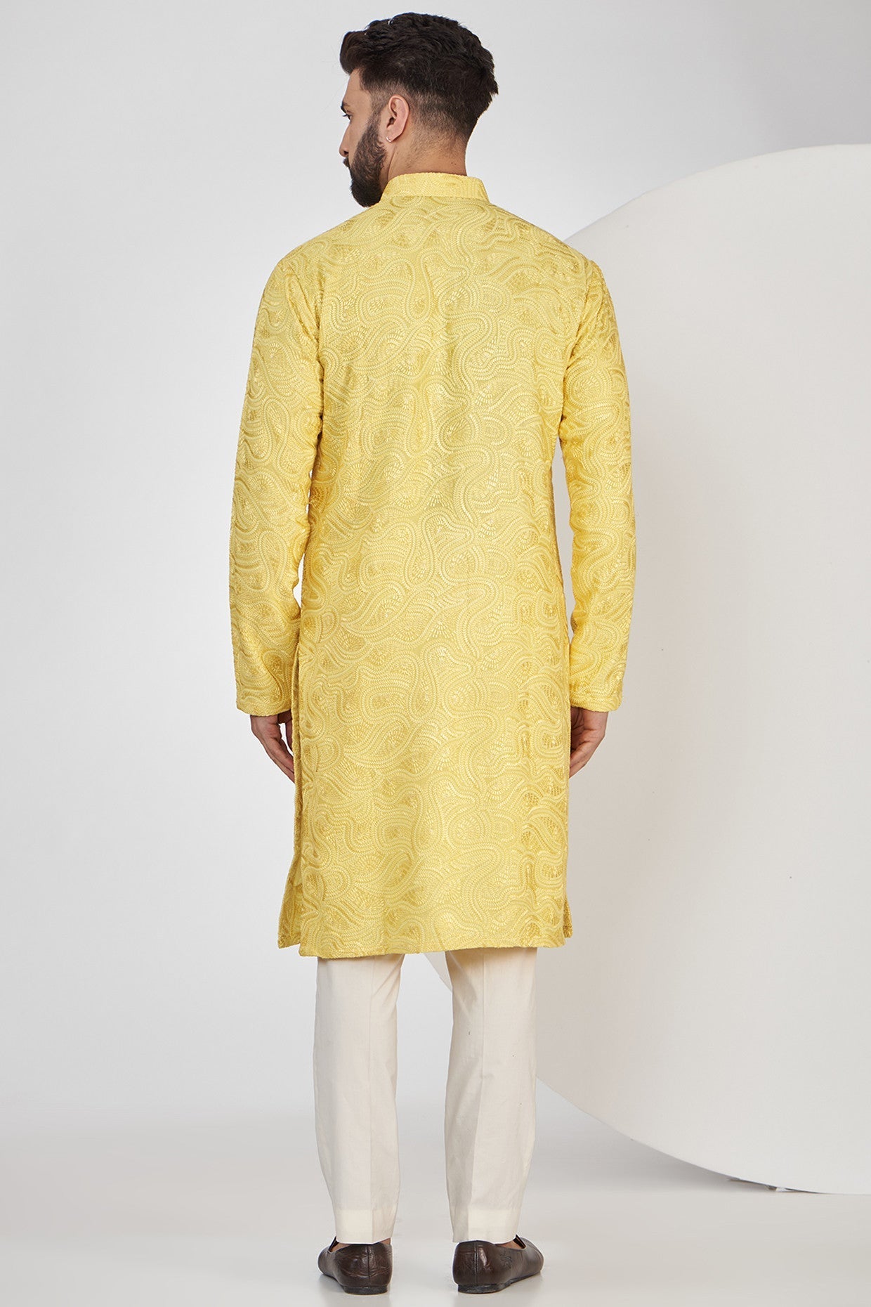 Yellow Chikankari Kurta with Intricate Threadwork - kasbahmen