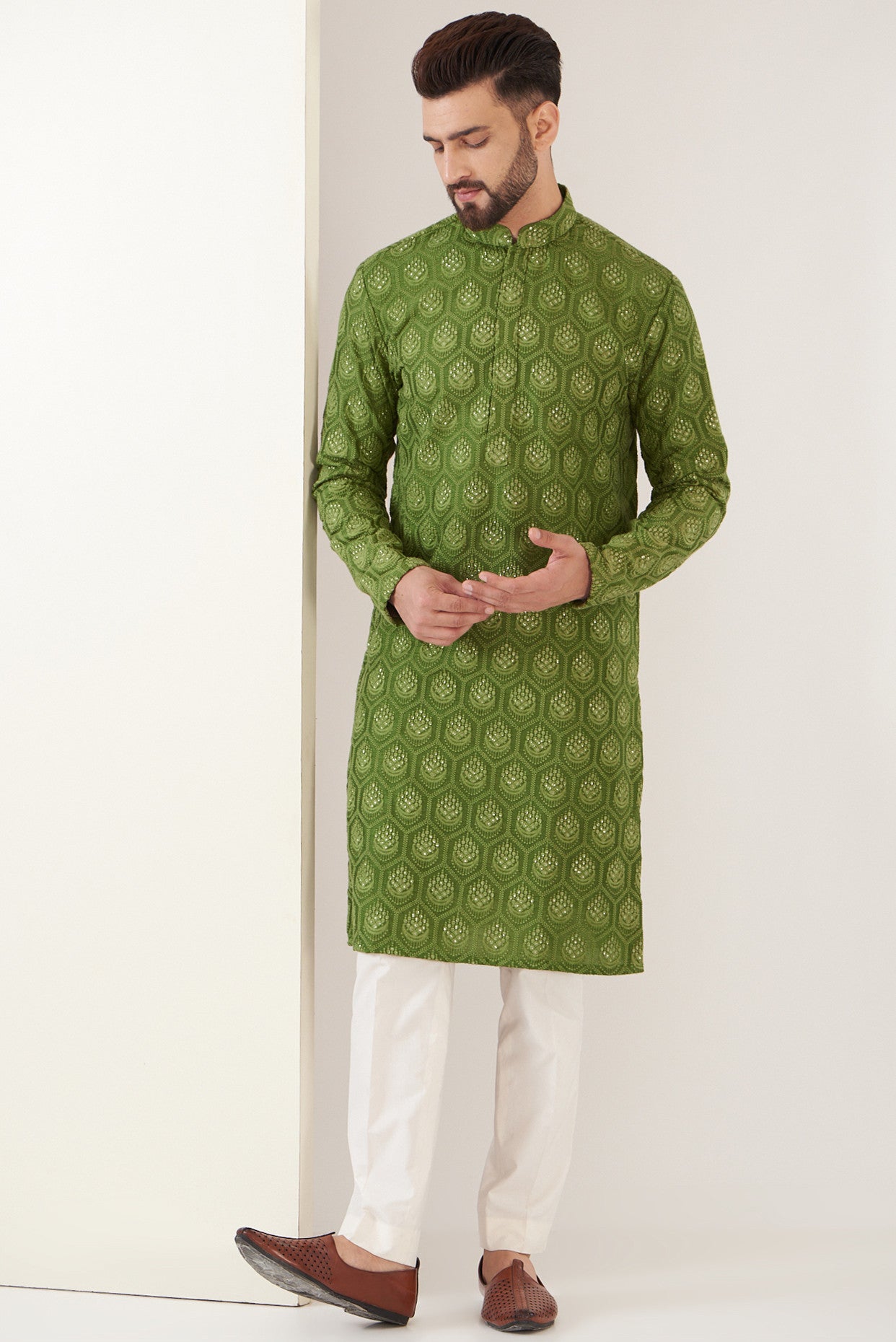 Royal green embroidred kurta - kasbahmen