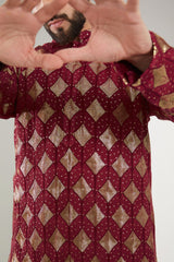 Maroon Chikankari Kurta with heavy thread and sequined embroidery - kasbahmen