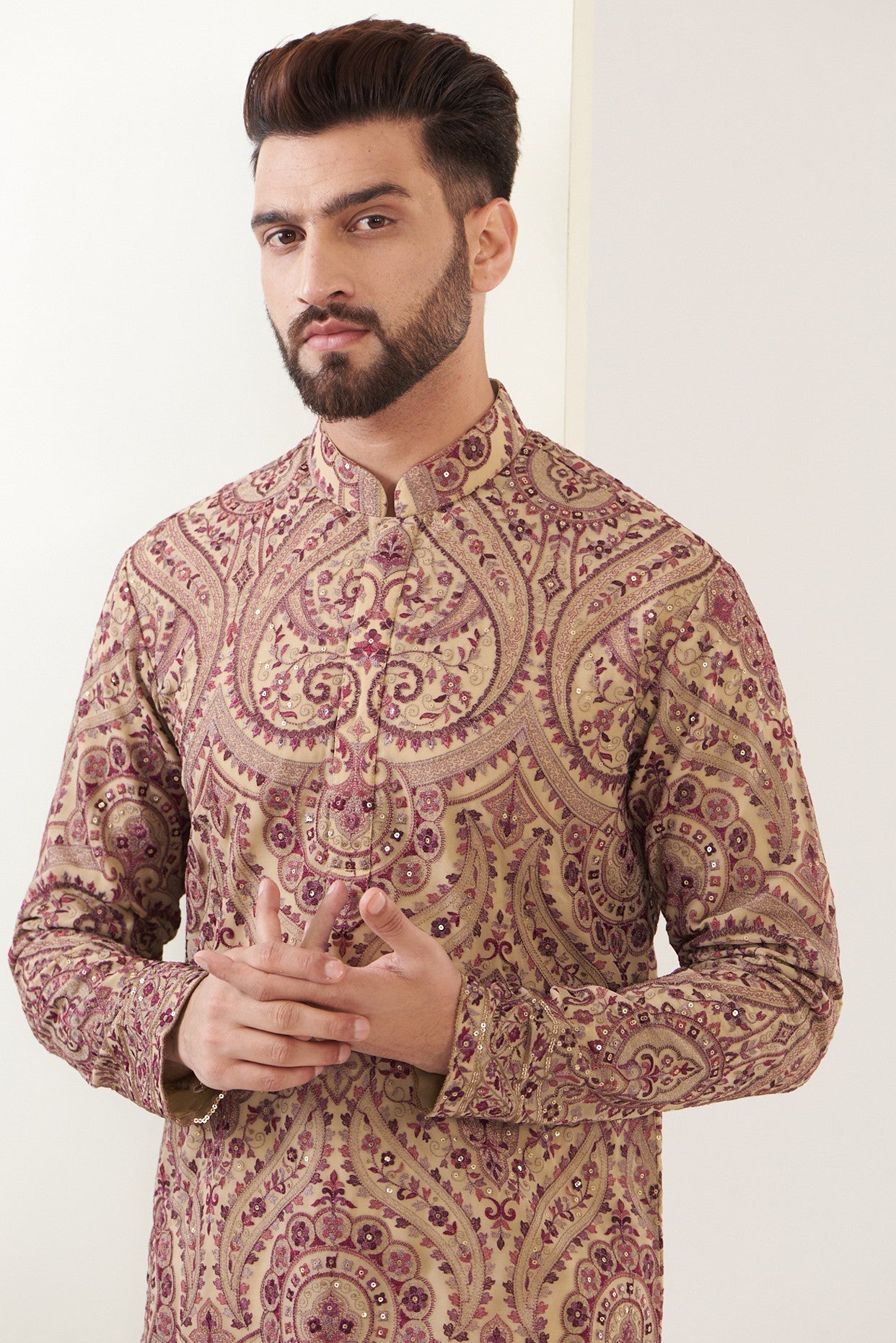 Kashmiri Embroidred Kurta - kasbahmen