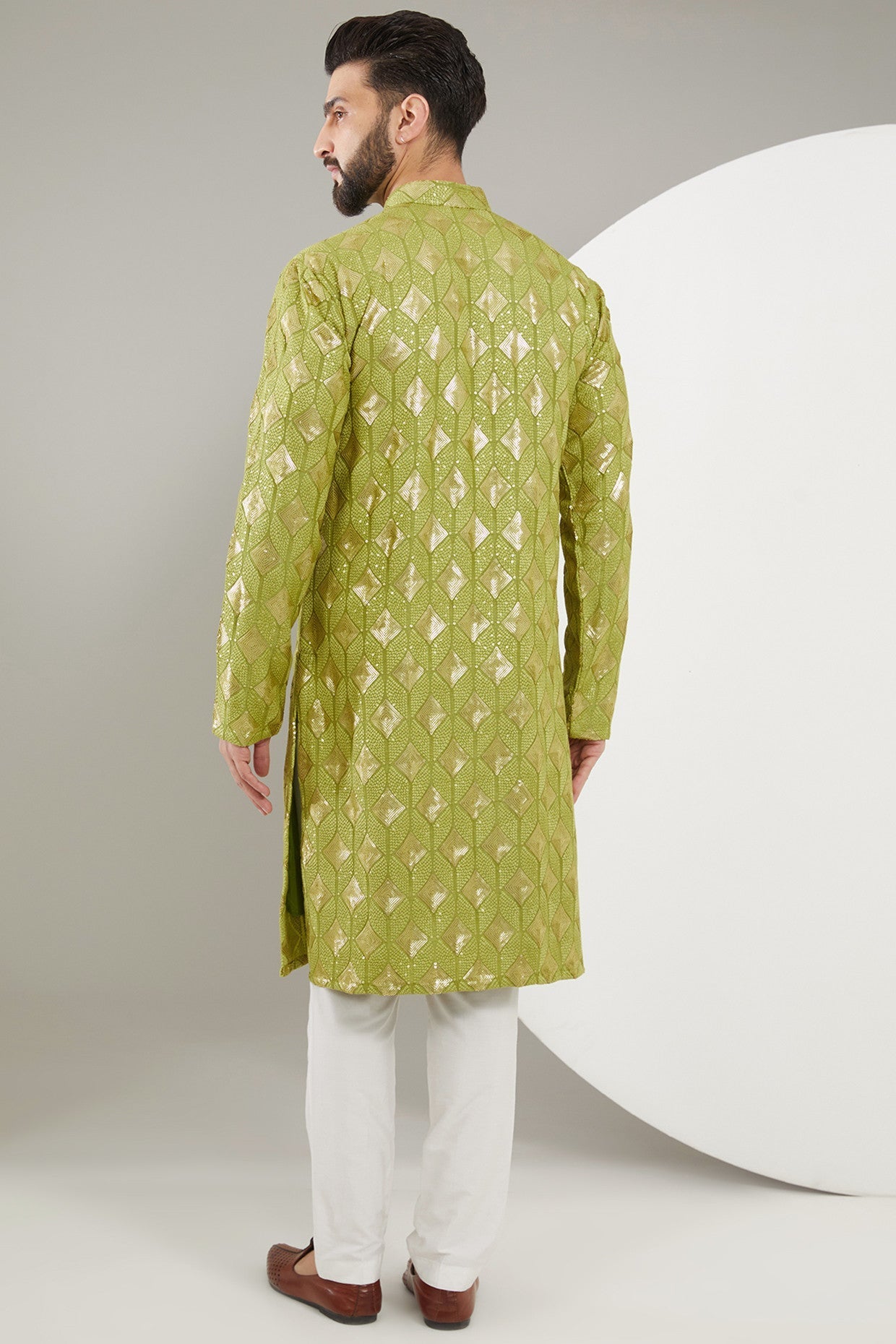 Mehndi Green Heavy Threadwork Kurta - kasbahmen