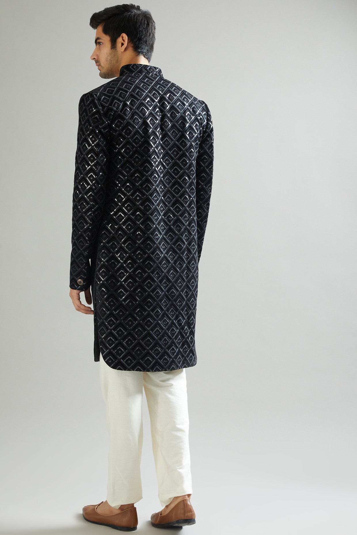 Black Embroidered Indowestern Kurta - kasbahmen