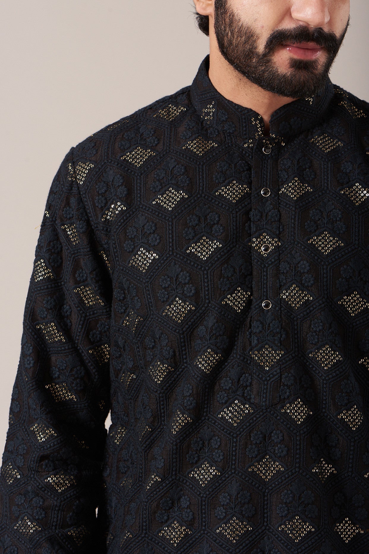 Black Embroidered Kurta - kasbahmen