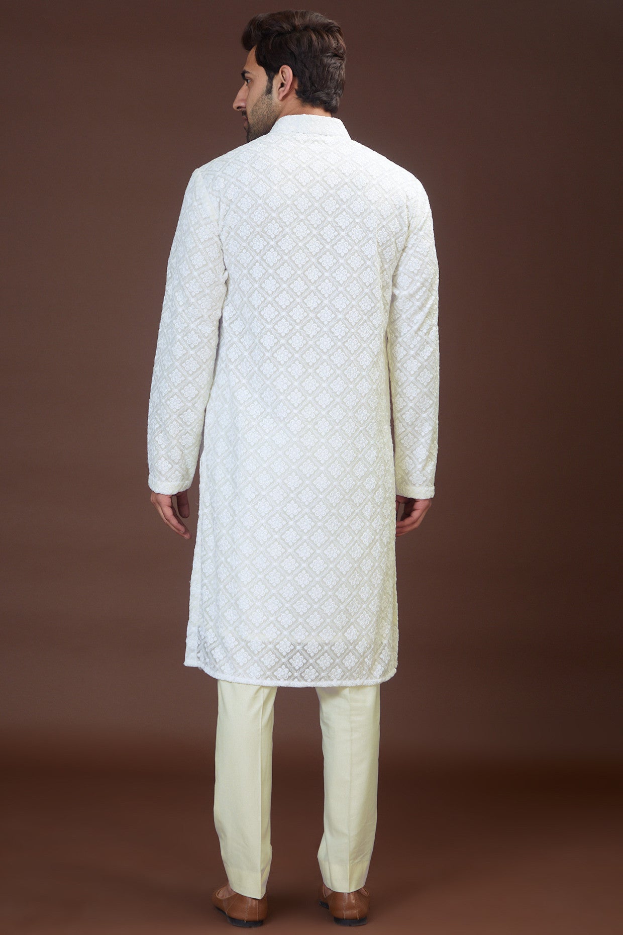 White chikankari kurta - kasbahmen