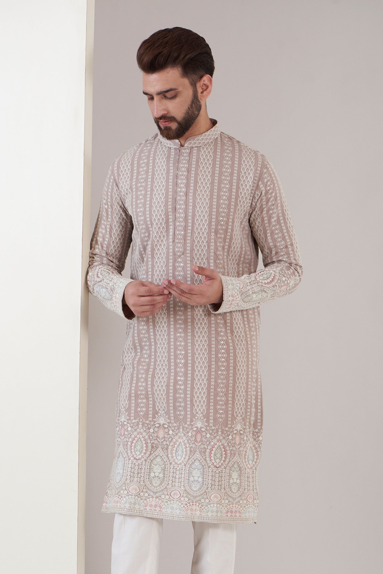 Onion pink chikankari Kurta - kasbahmen