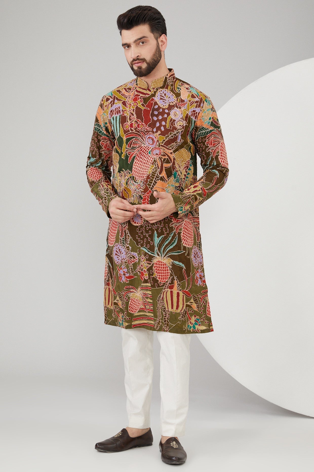 Mehendi Green Abstract Embroidered Kurta - kasbahmen