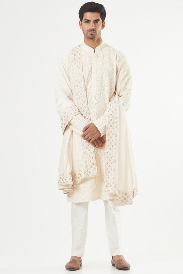 White Chikankari Kurta With Stole