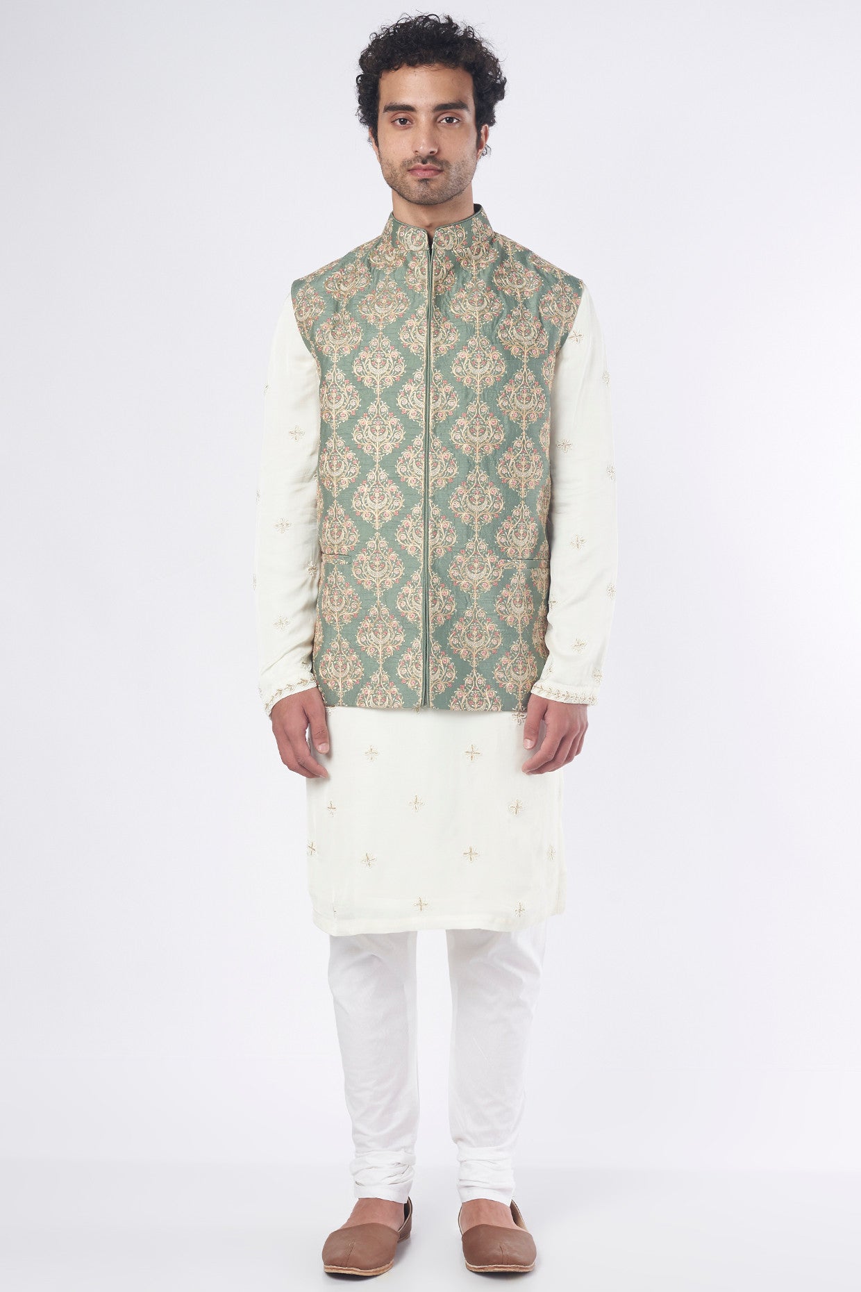 Mehndi Green Silk Embroidered Bundi Jacket - kasbahmen