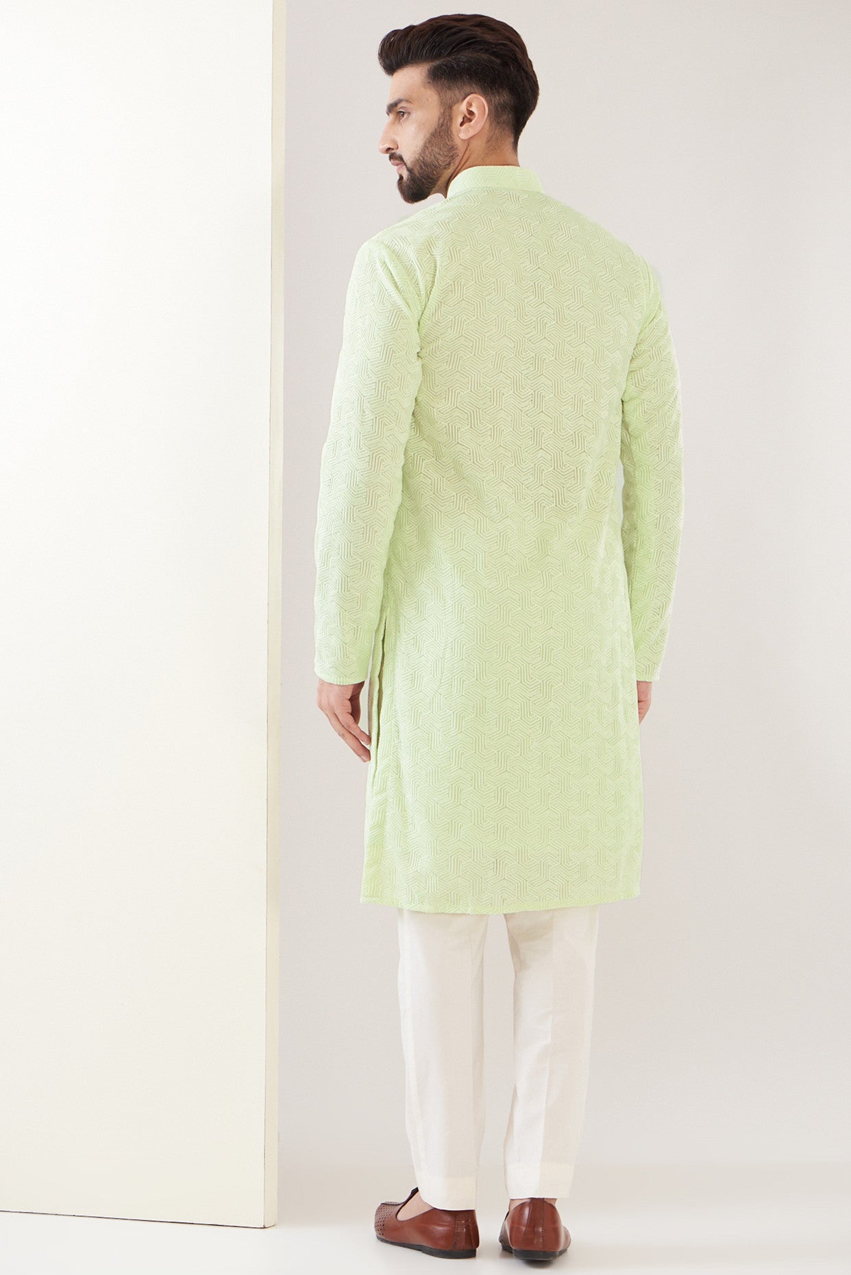 Green chikankari kurta - kasbahmen