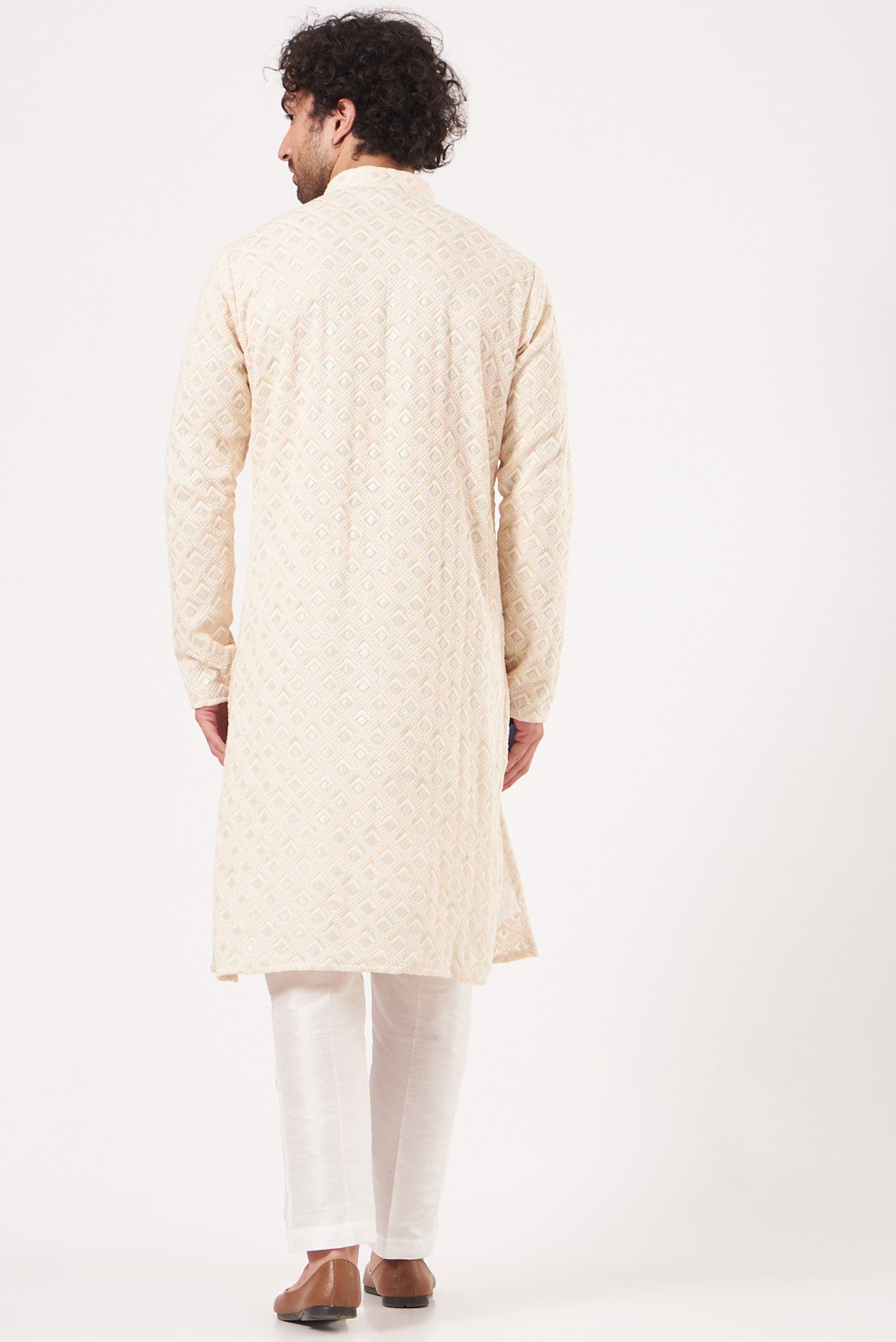 White Chikankari Kurta - kasbahmen