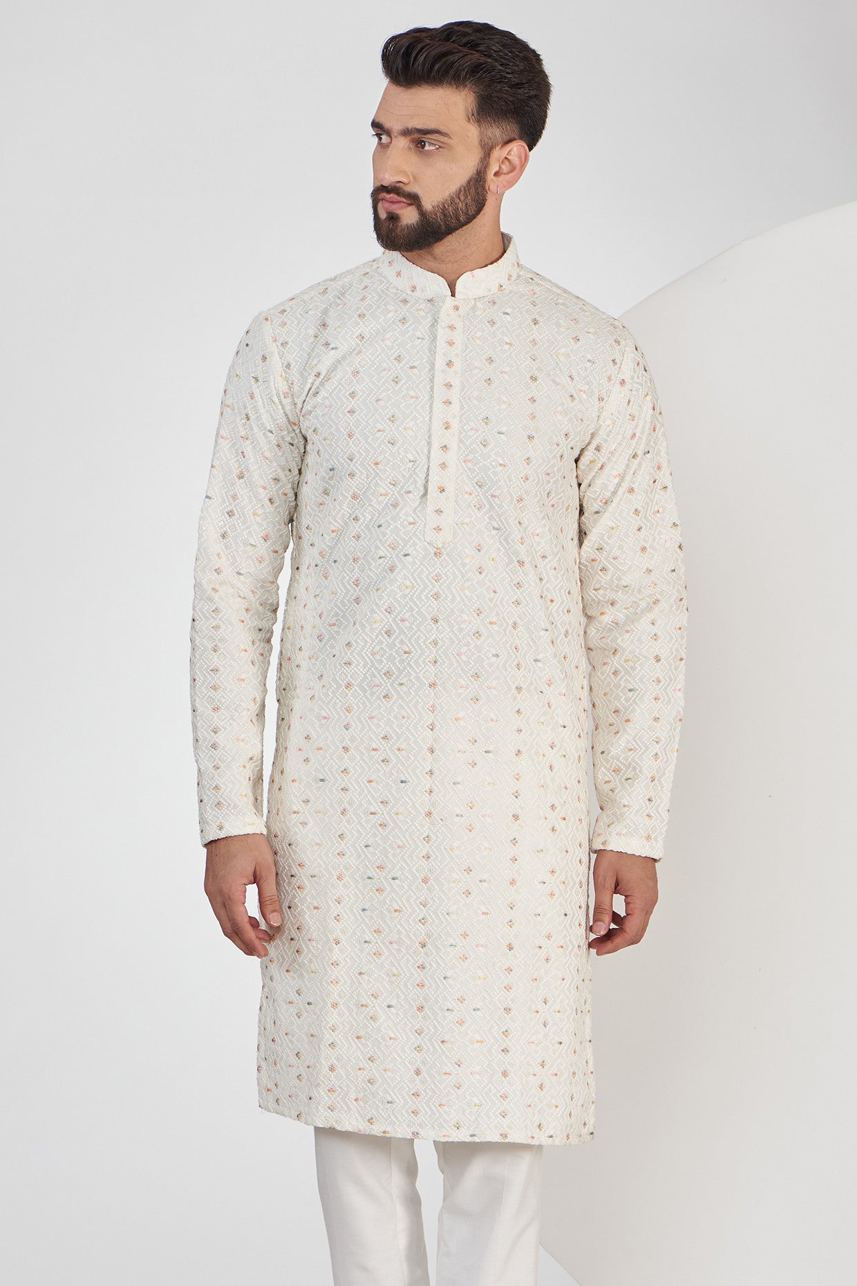 White Geometrically Embroidered Kurta with Multi threadwork - kasbahmen