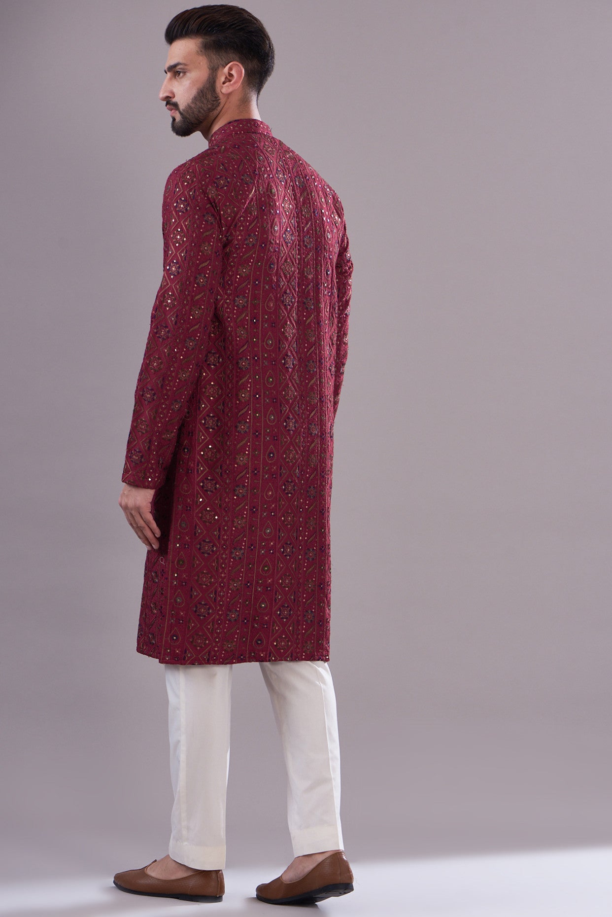 Deep maroon embrodried kurta - kasbahmen