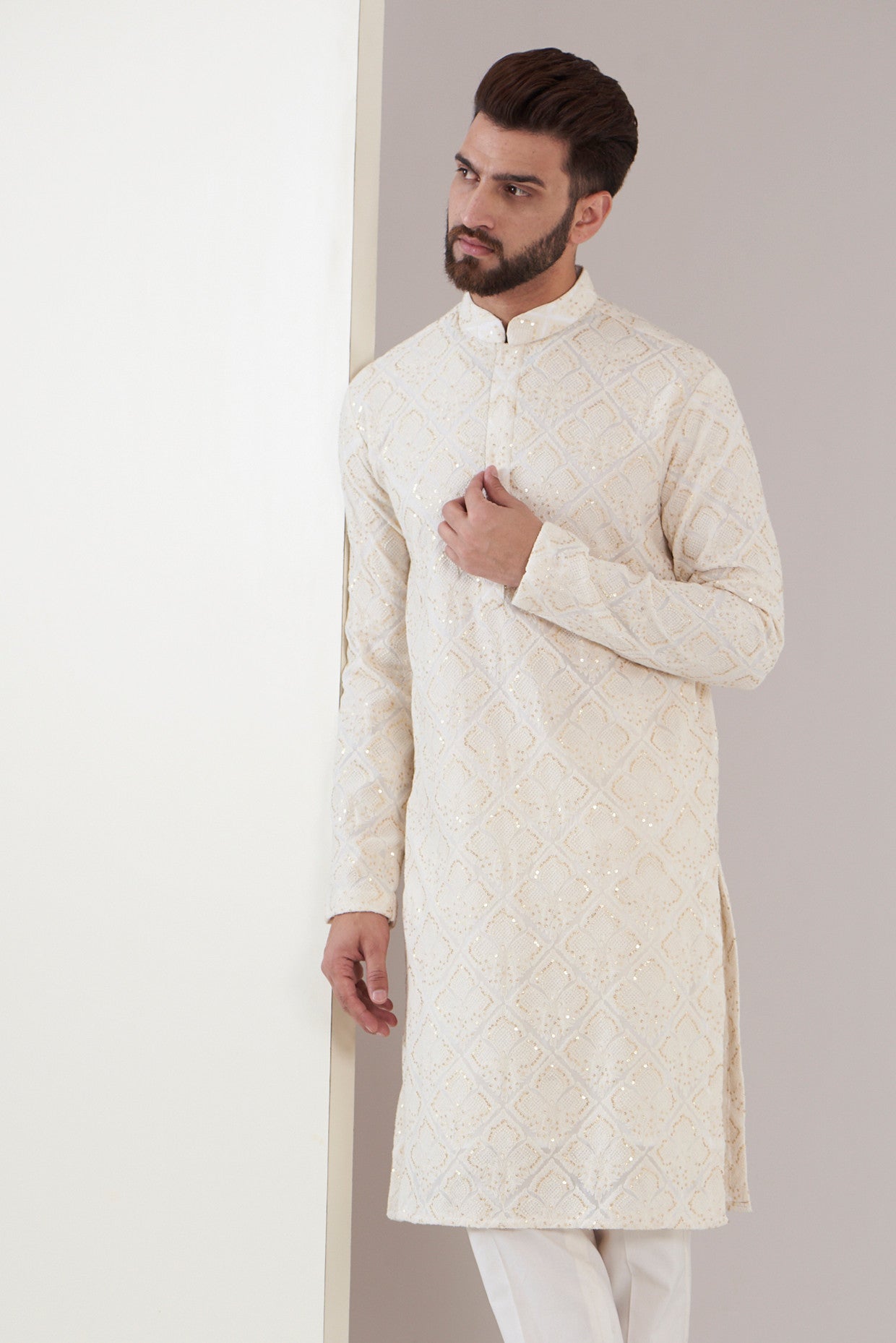 White chikankari kurta - kasbahmen