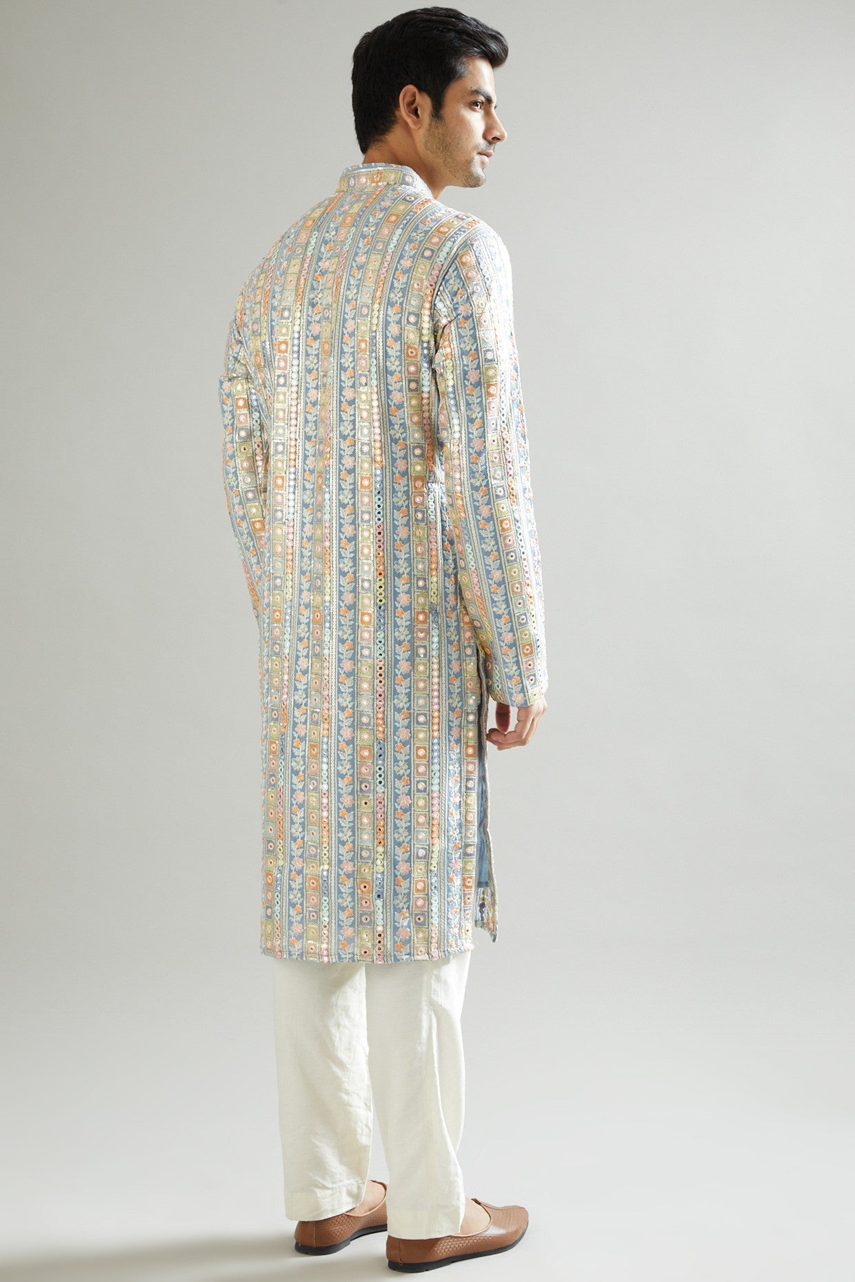 Matt Blue Embroidered Kurta - kasbahmen