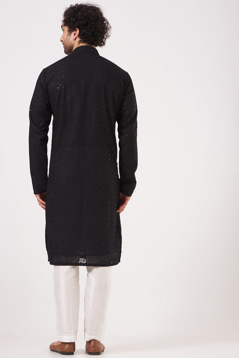 Formal embroidered kurta with sequence