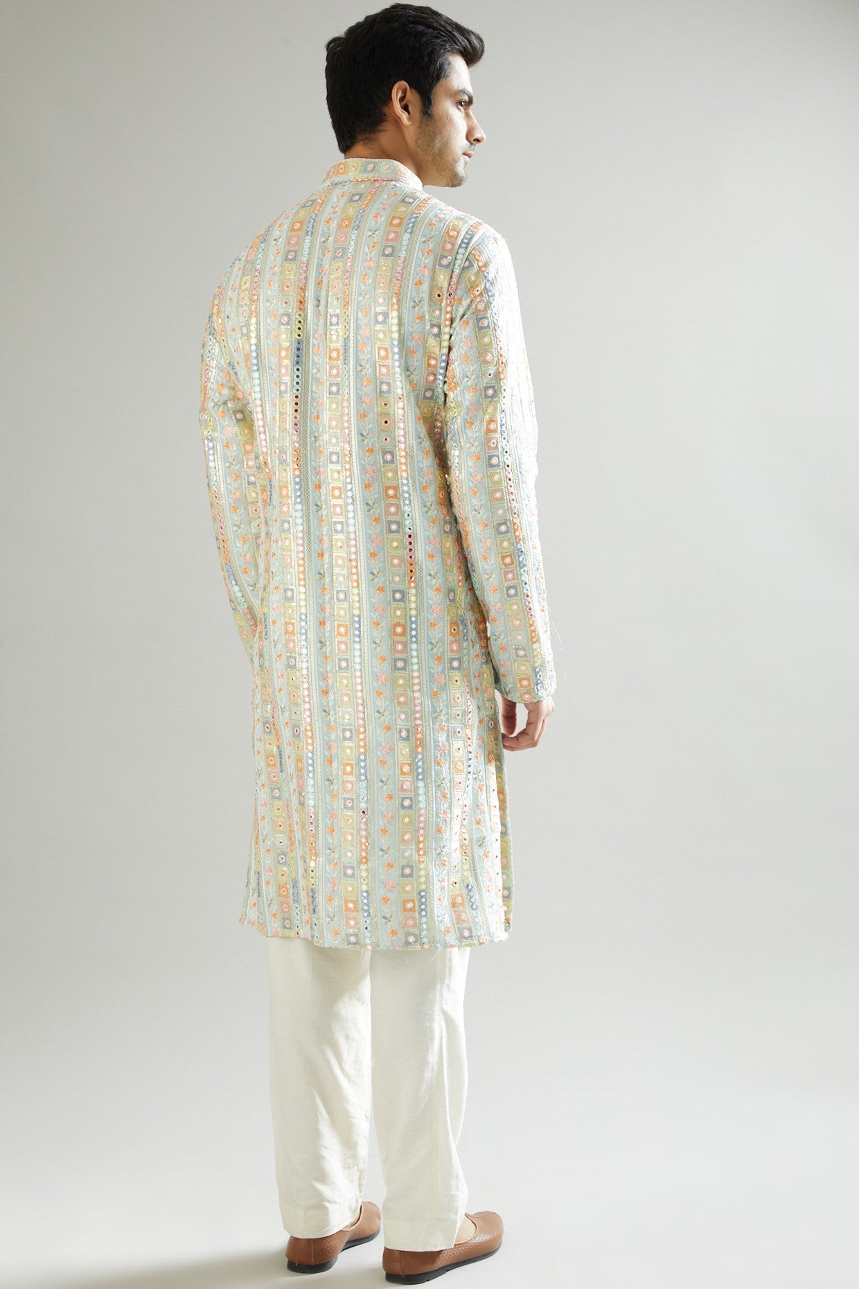 Pastel Blue Embroidered Kurta - kasbahmen