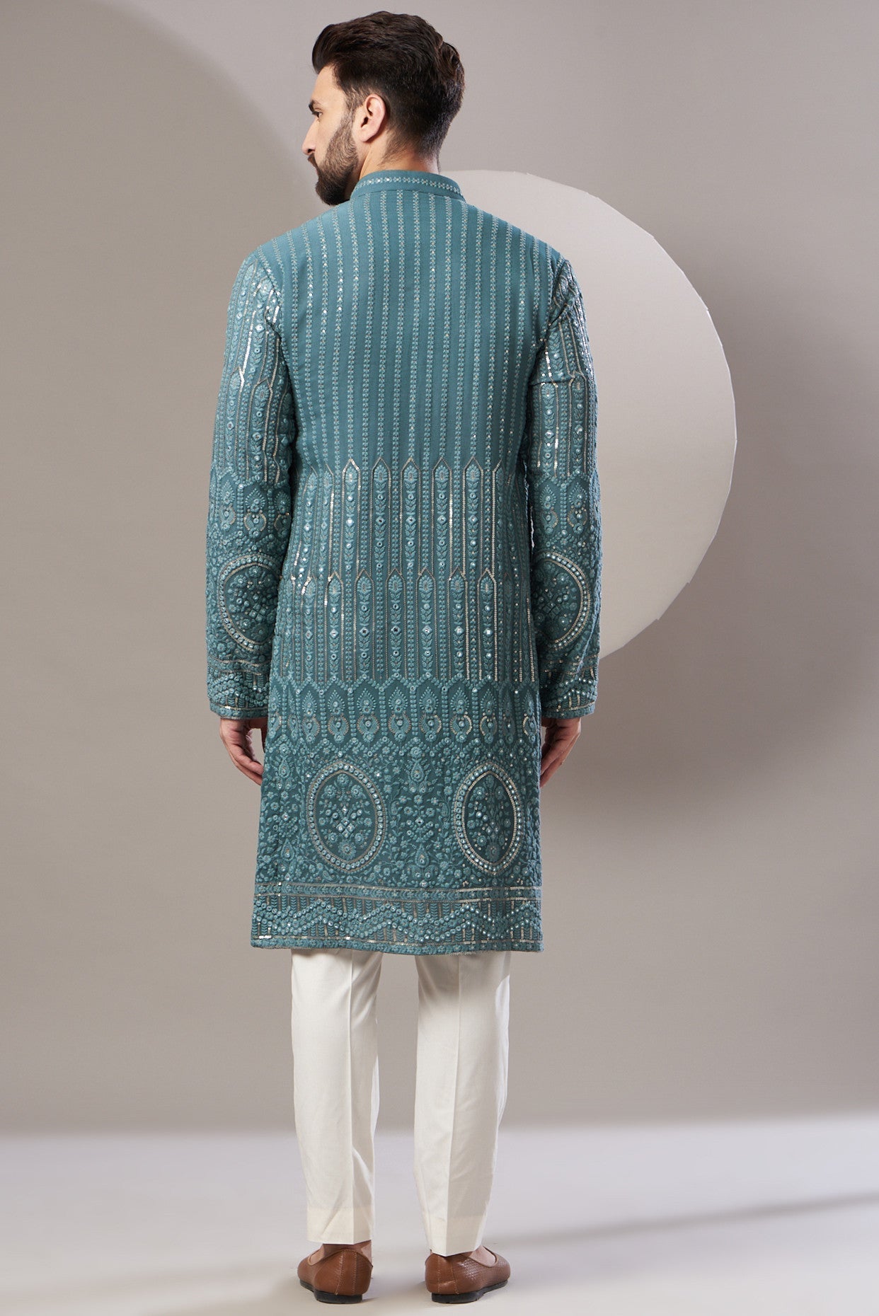 Formal embrodried kurta with royal patterened embroidery - kasbahmen