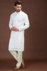 White chikankari kurta - kasbahmen