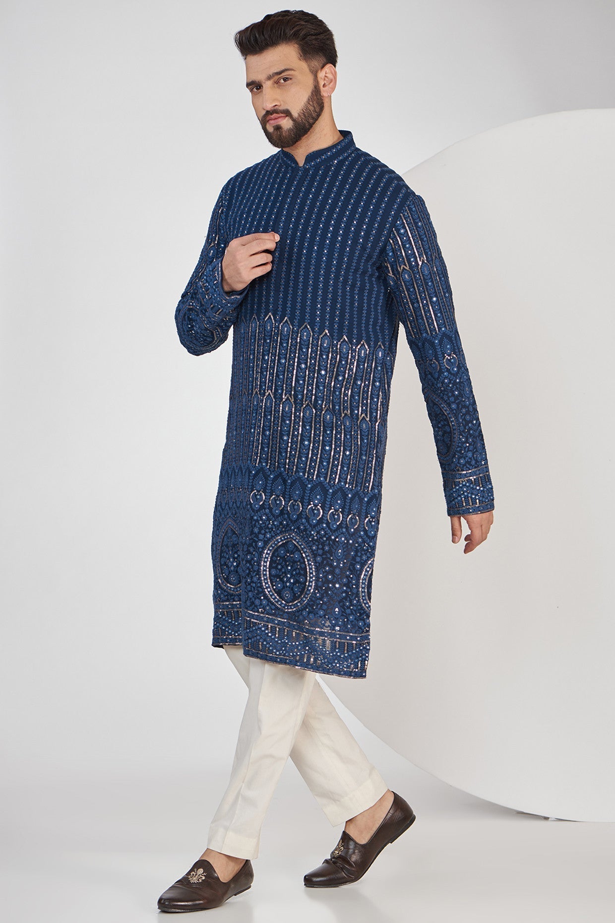 Navy Blue Embroidered Kurta - kasbahmen