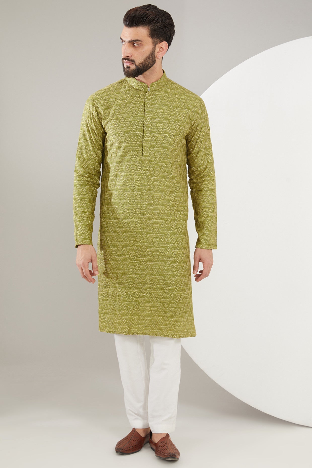 Mehndi Green geometrically embroiered kurta - kasbahmen