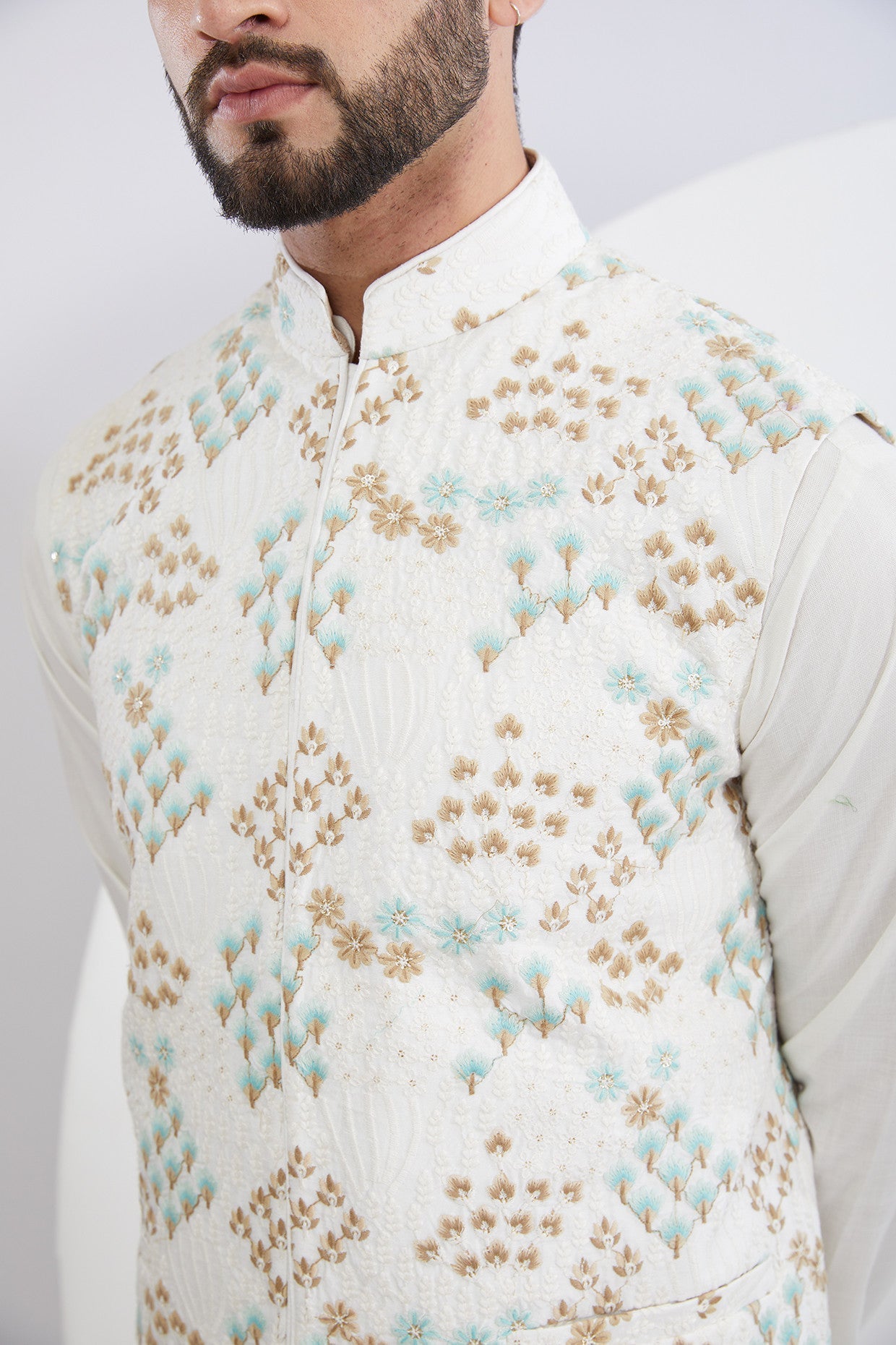 Floral Embroidered Nehru Jacket - kasbahmen