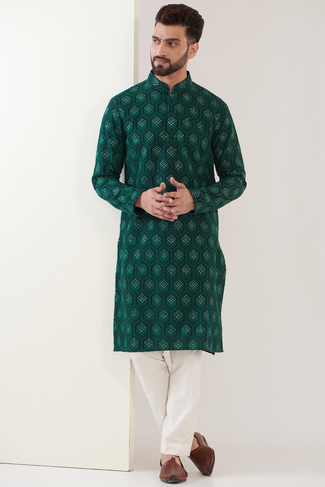 Bottle green embroidred kurta - kasbahmen