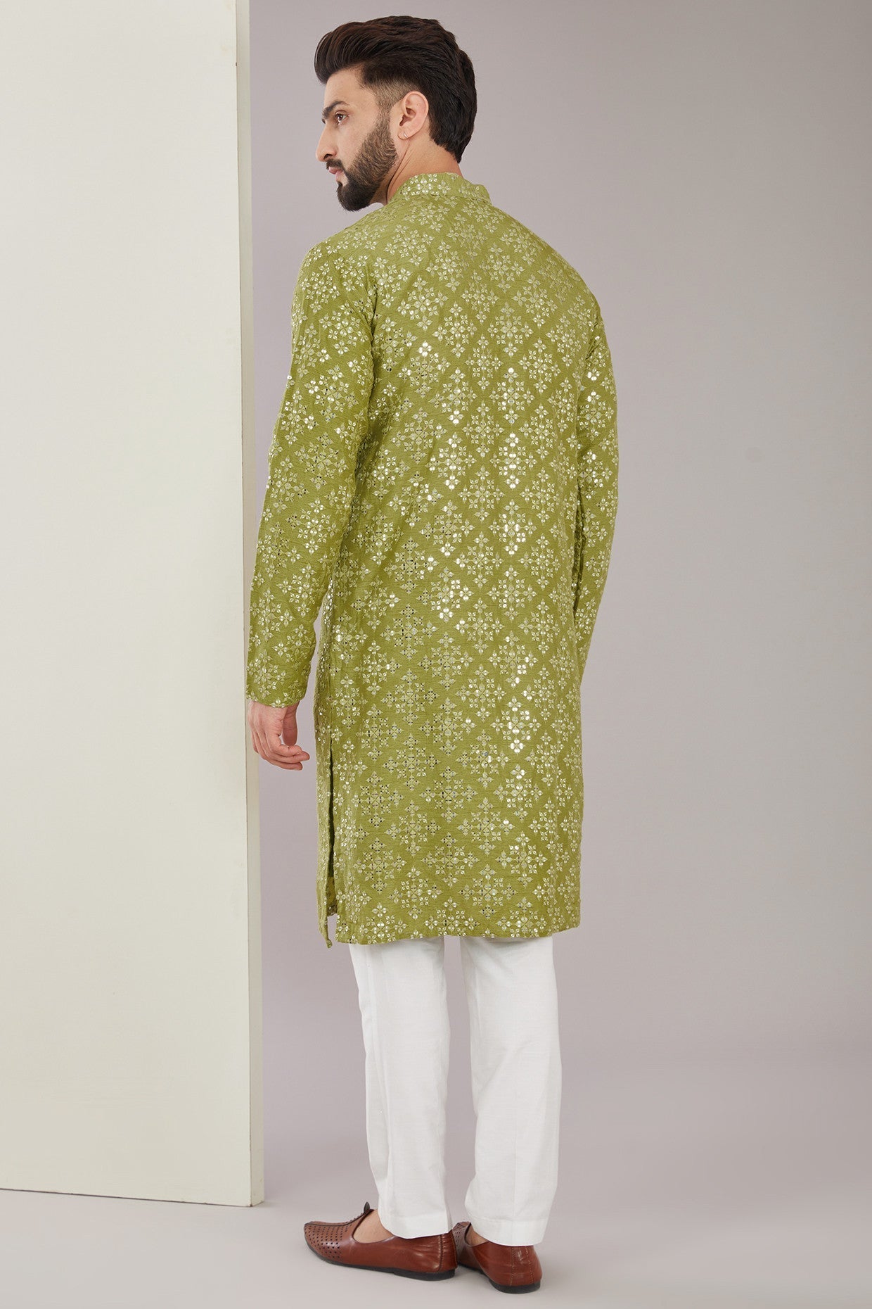 Signature Mehndi Green Mirrorwork Kurta - kasbahmen