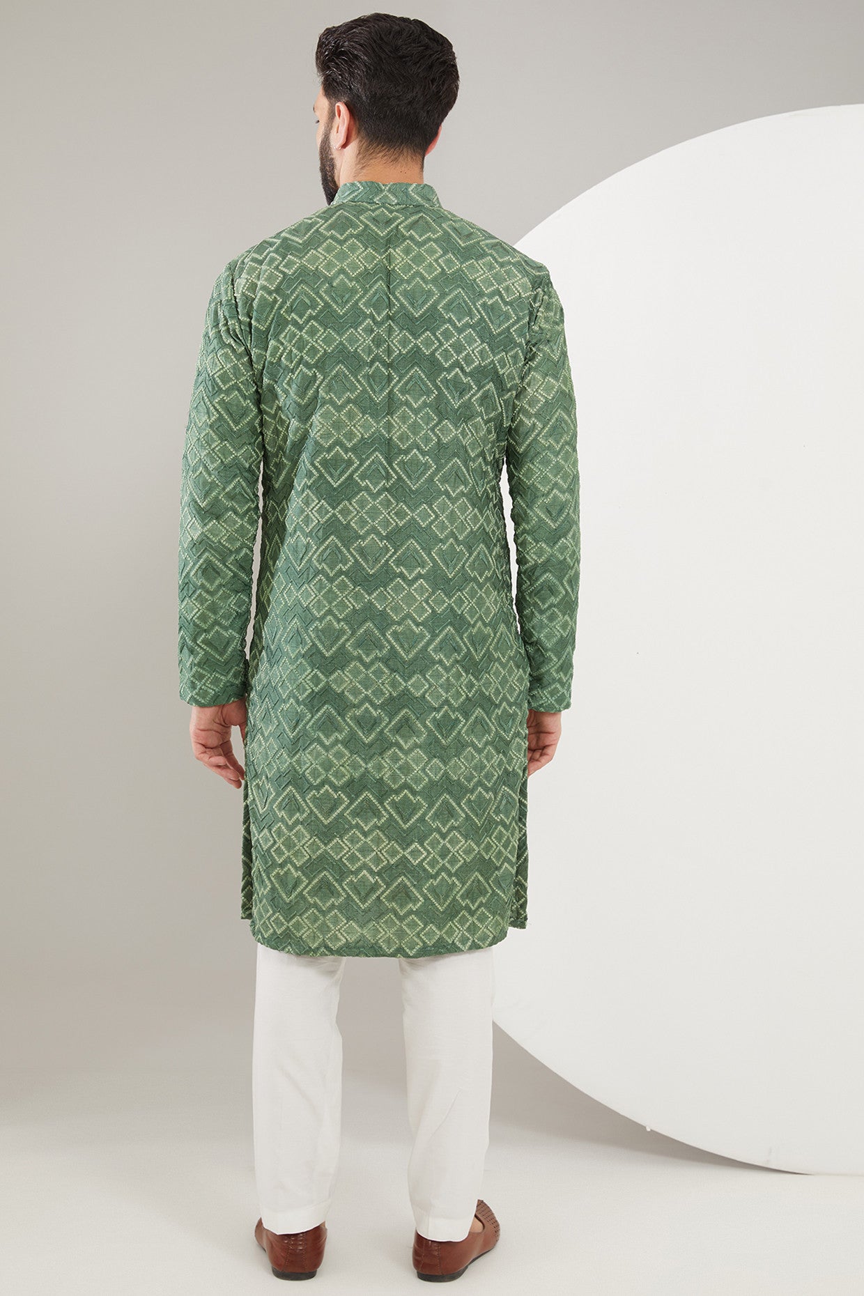 Eel Green Geometrically Embroidered Kurta - kasbahmen