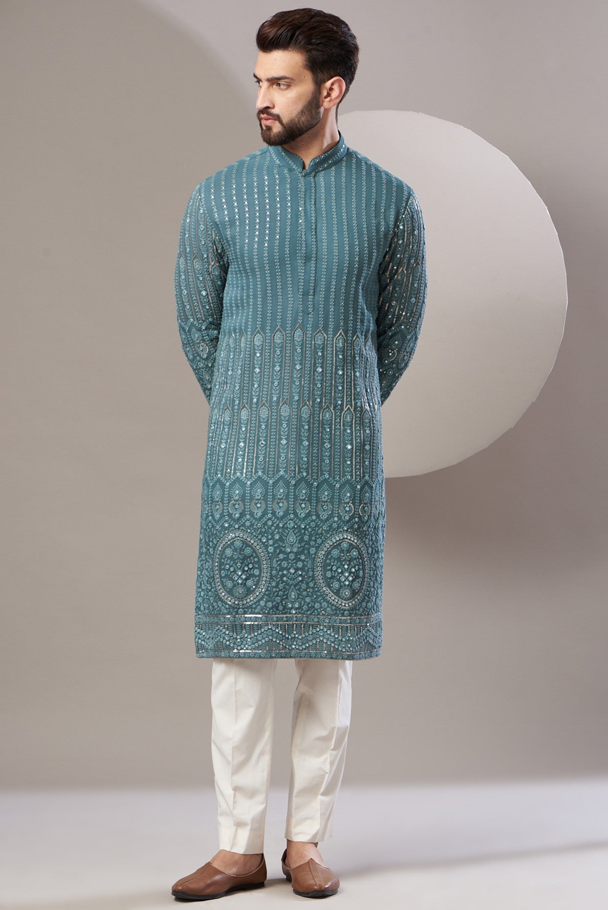 Formal embrodried kurta with royal patterened embroidery - kasbahmen