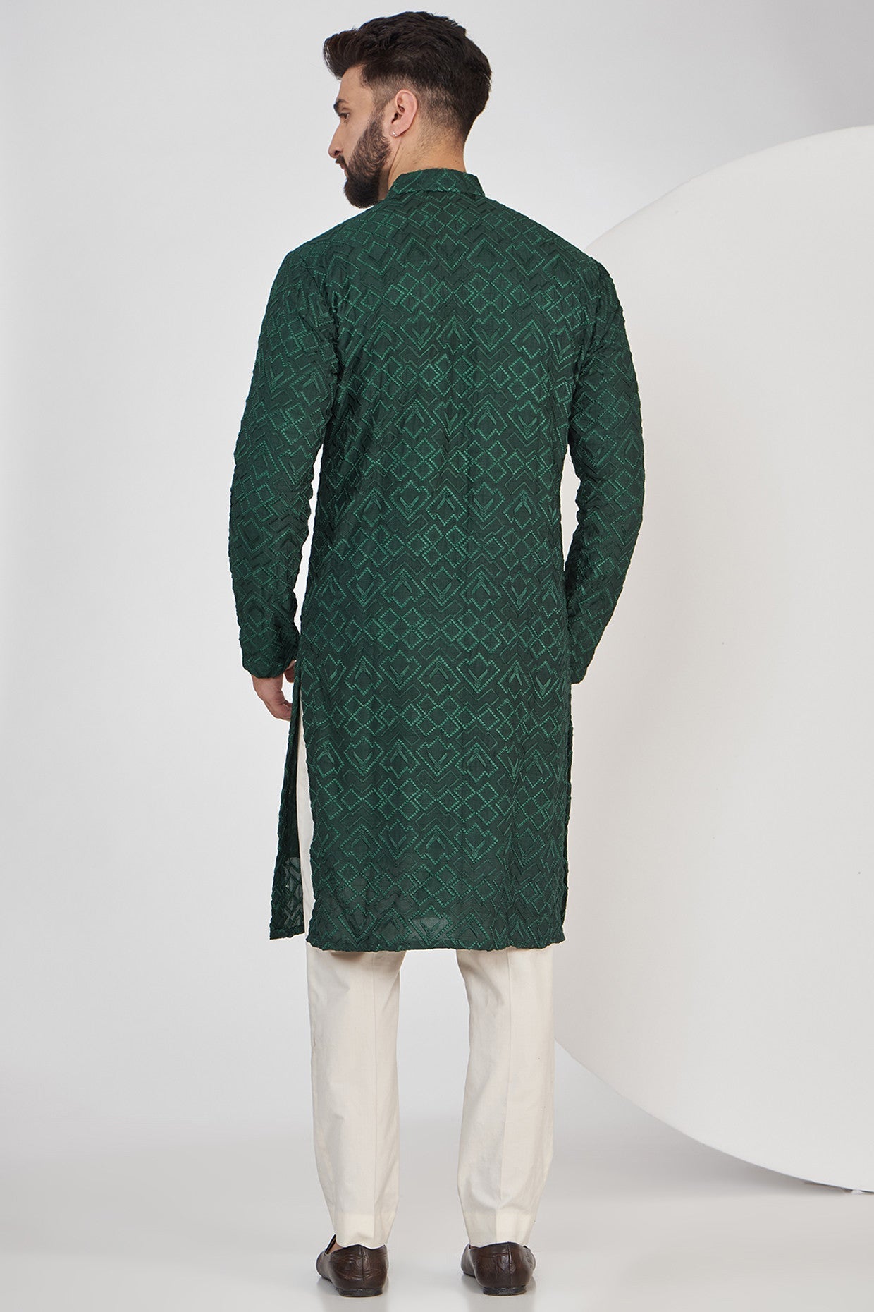 Bottle Green Geometrically Embroidered Kurta - kasbahmen