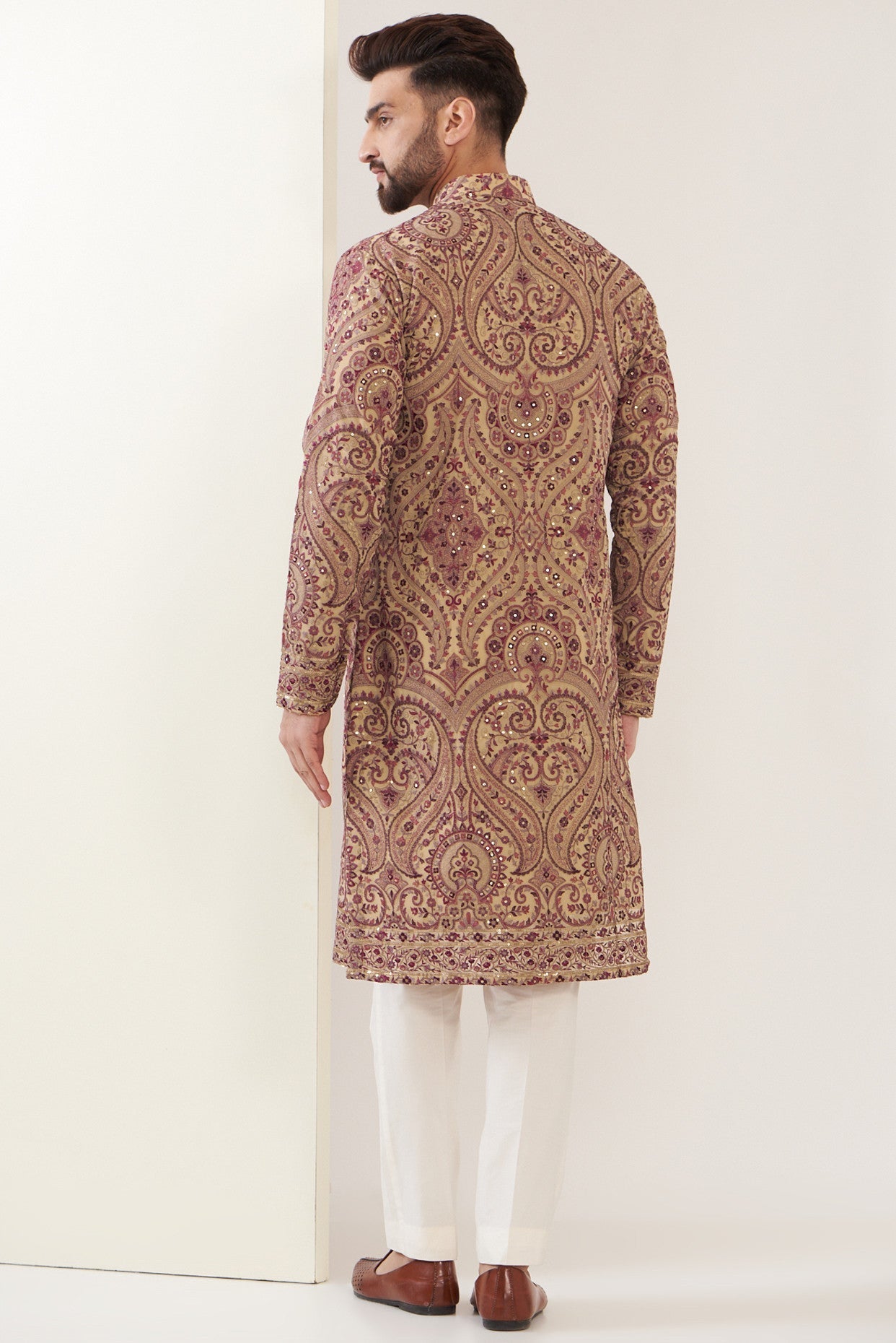 Kashmiri Embroidred Kurta - kasbahmen