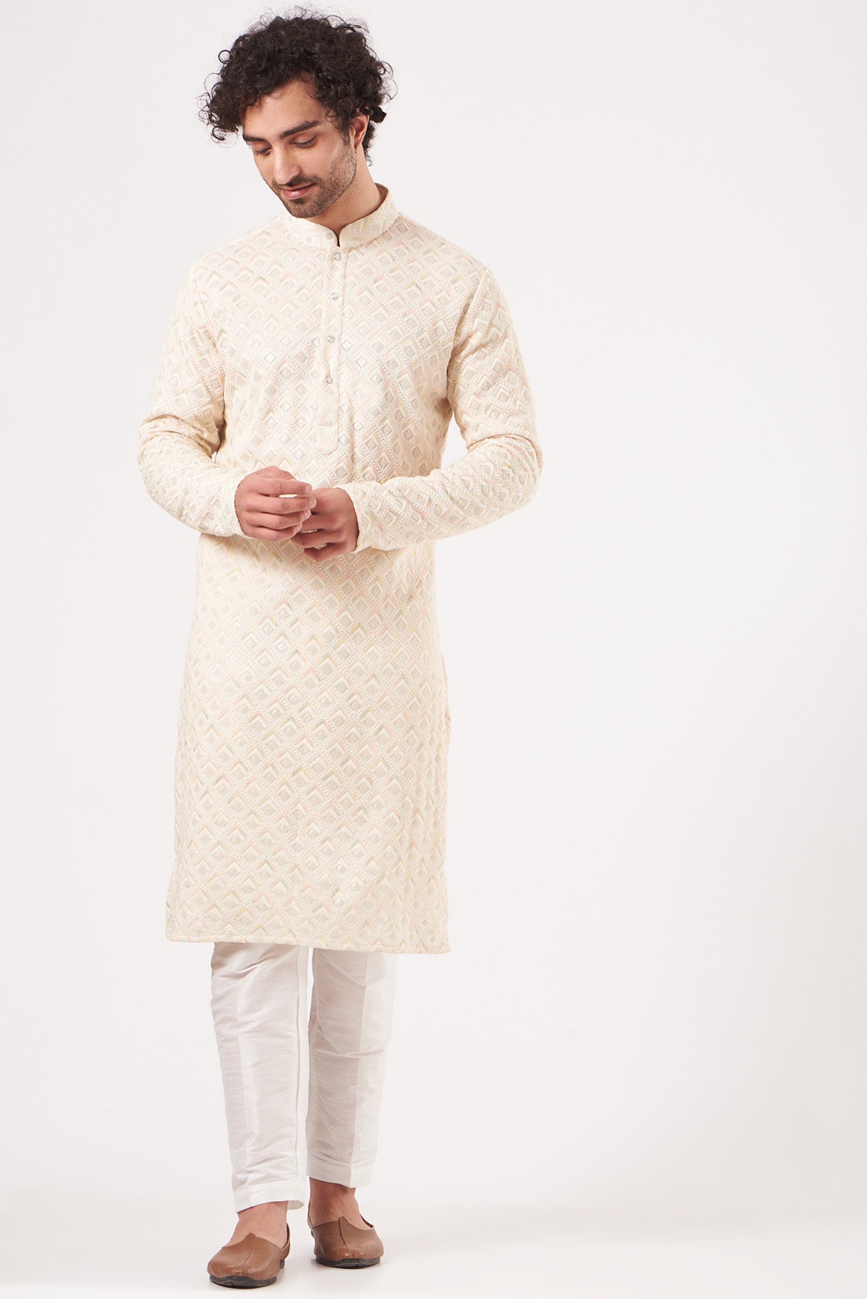 White Chikankari Kurta - kasbahmen