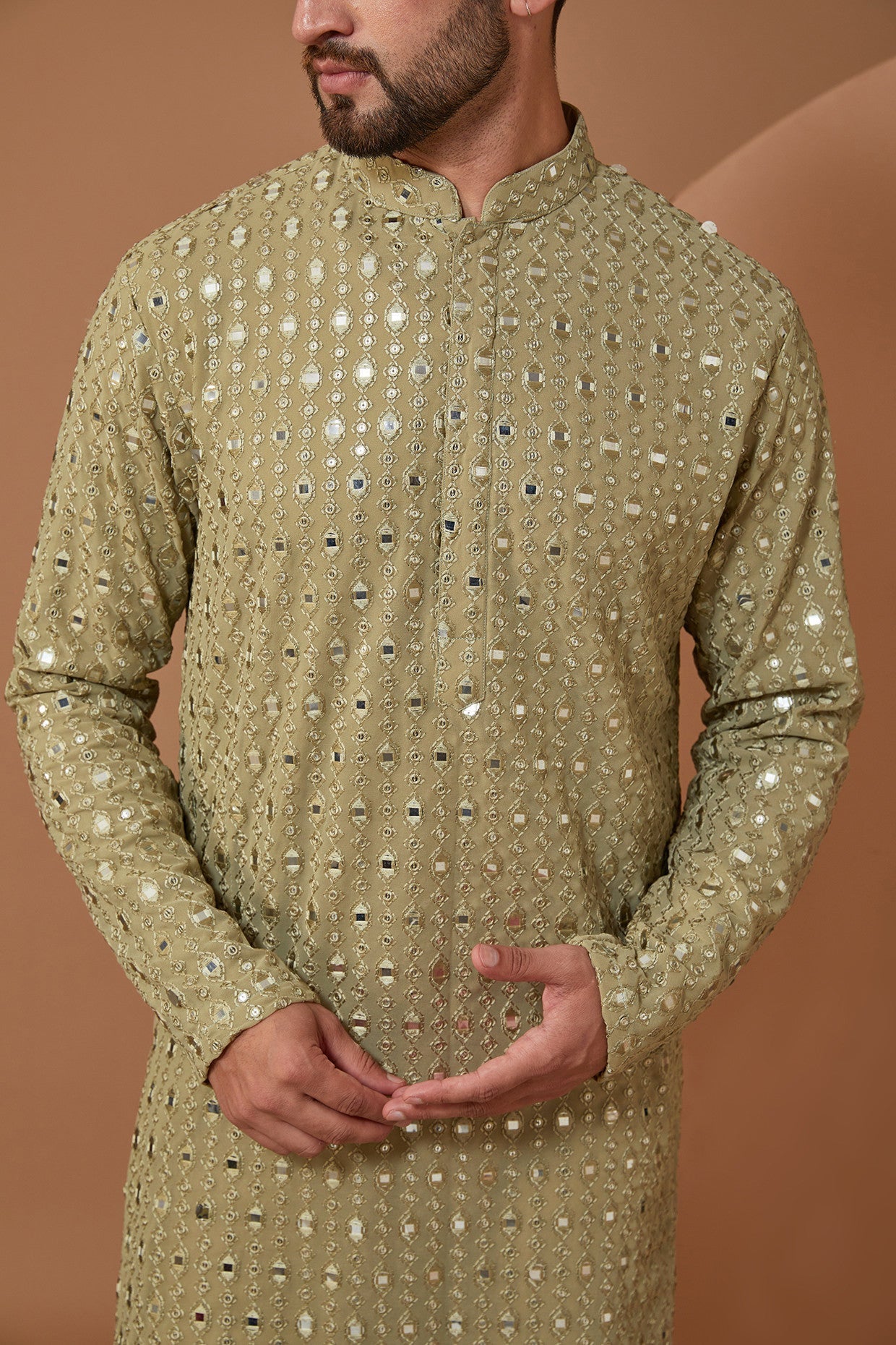 Light Mehndi Green Mirrorwork Kurta - kasbahmen