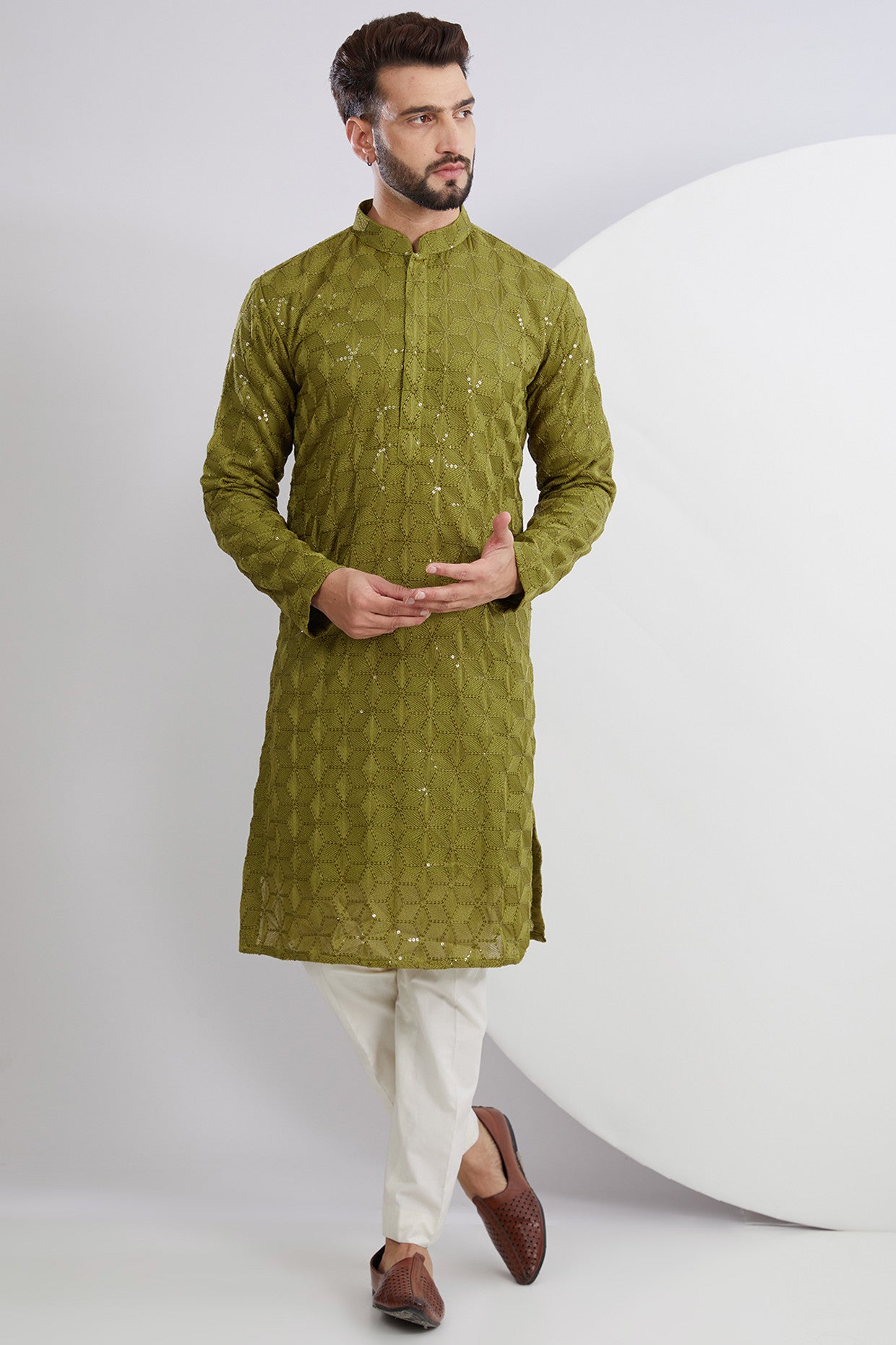 Mehndi Green Geometrically Embroidered Kurta - kasbahmen