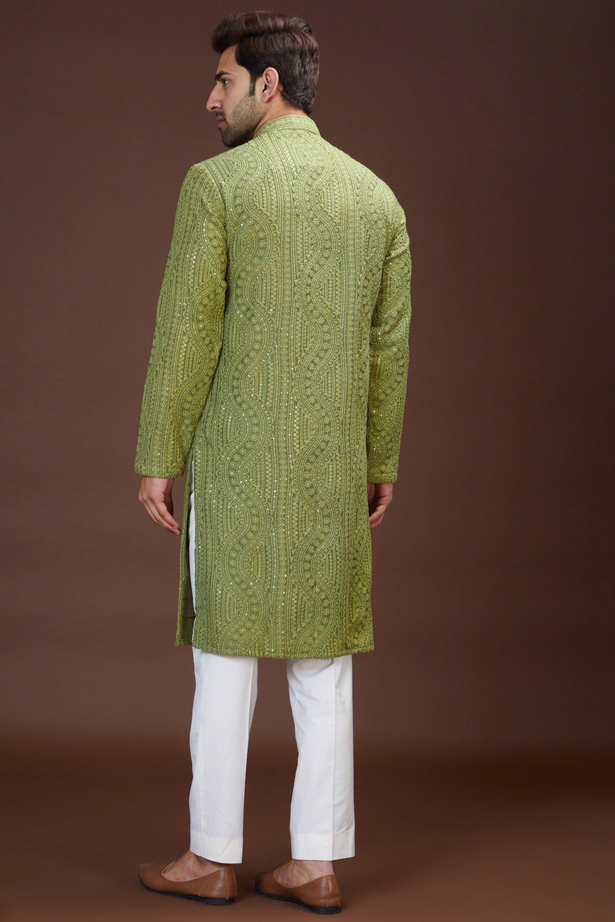 Formal mehndi green embrodried kurta - kasbahmen