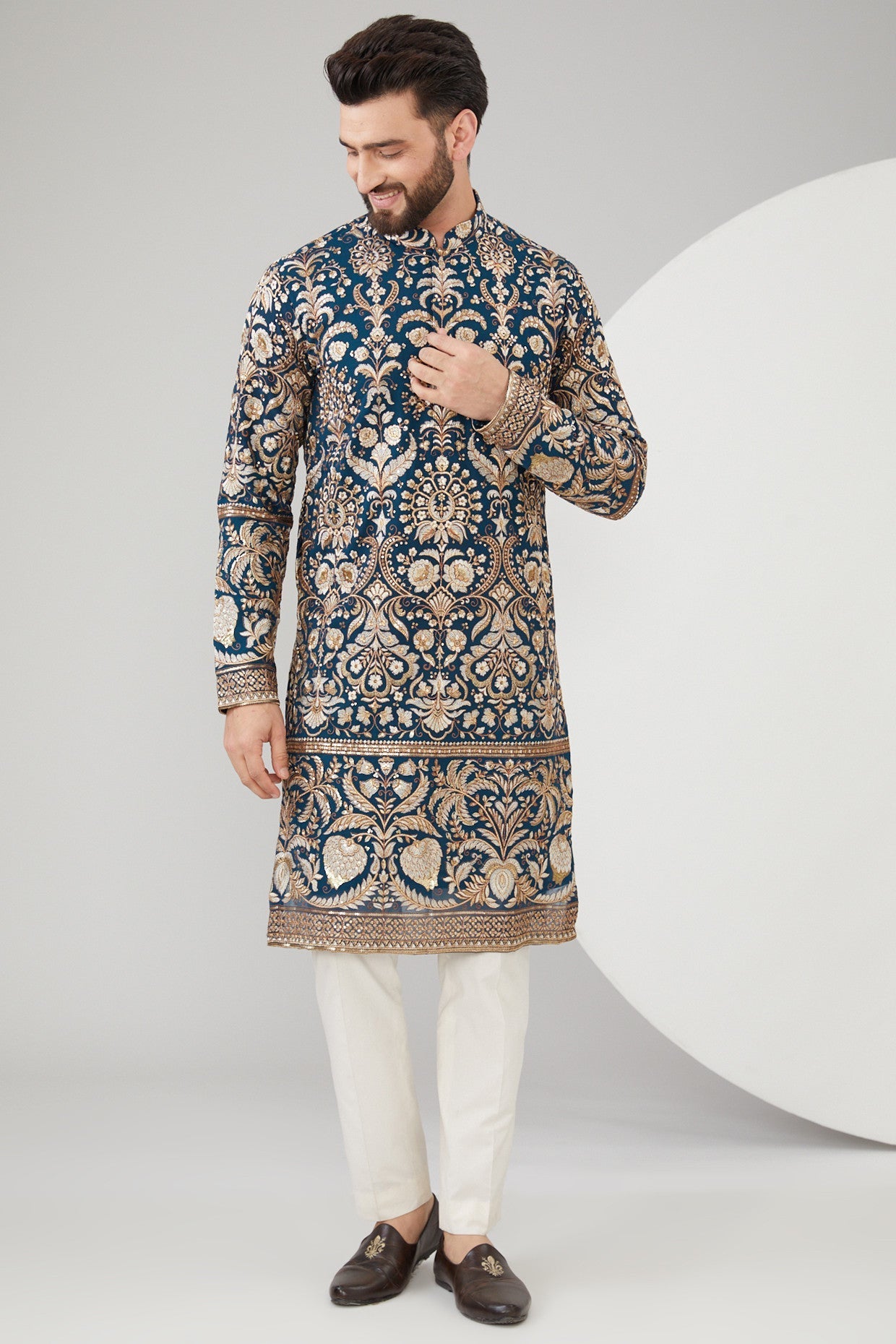 Royal Blue Georgette Floral Embroidered Kurta - kasbahmen