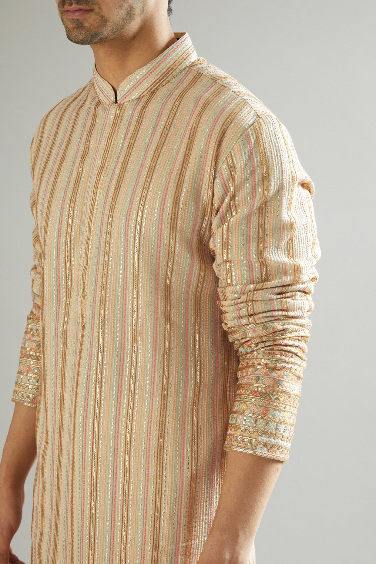 Nude Thread Embroidered Kurta - kasbahmen