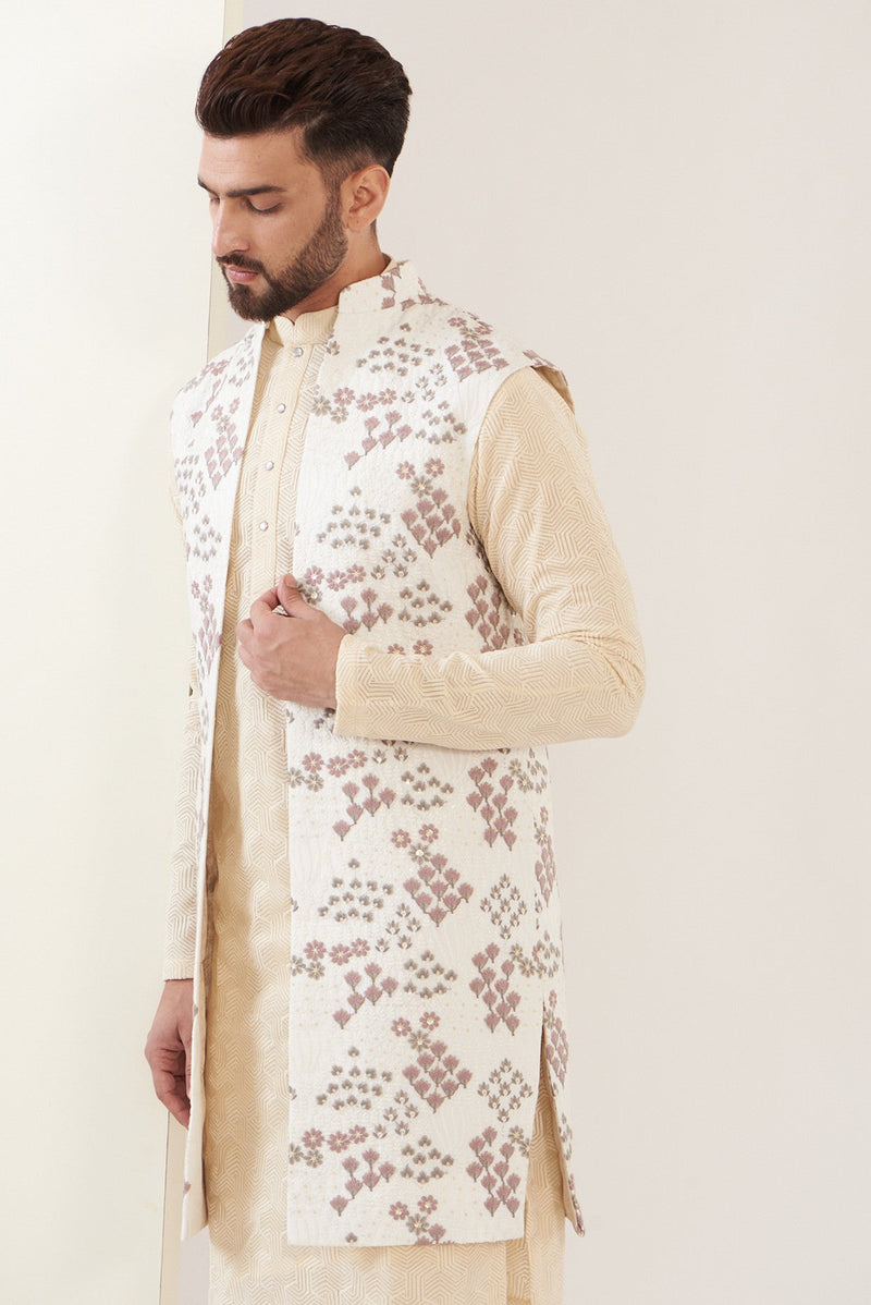 White embroidred long jacket - kasbahmen